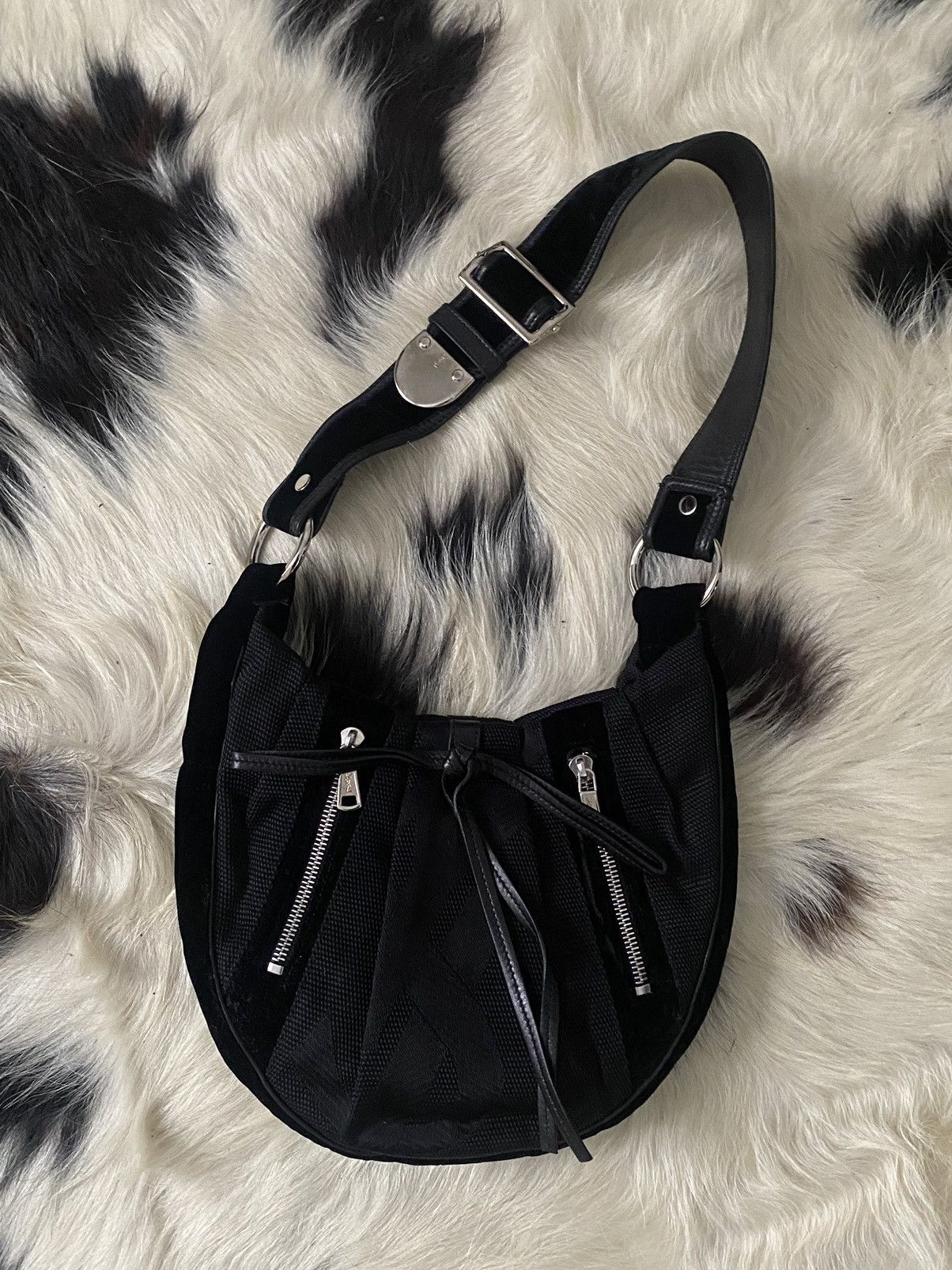 Tom Ford × Yves Saint Laurent Yves Saint Laurent - Tom Ford