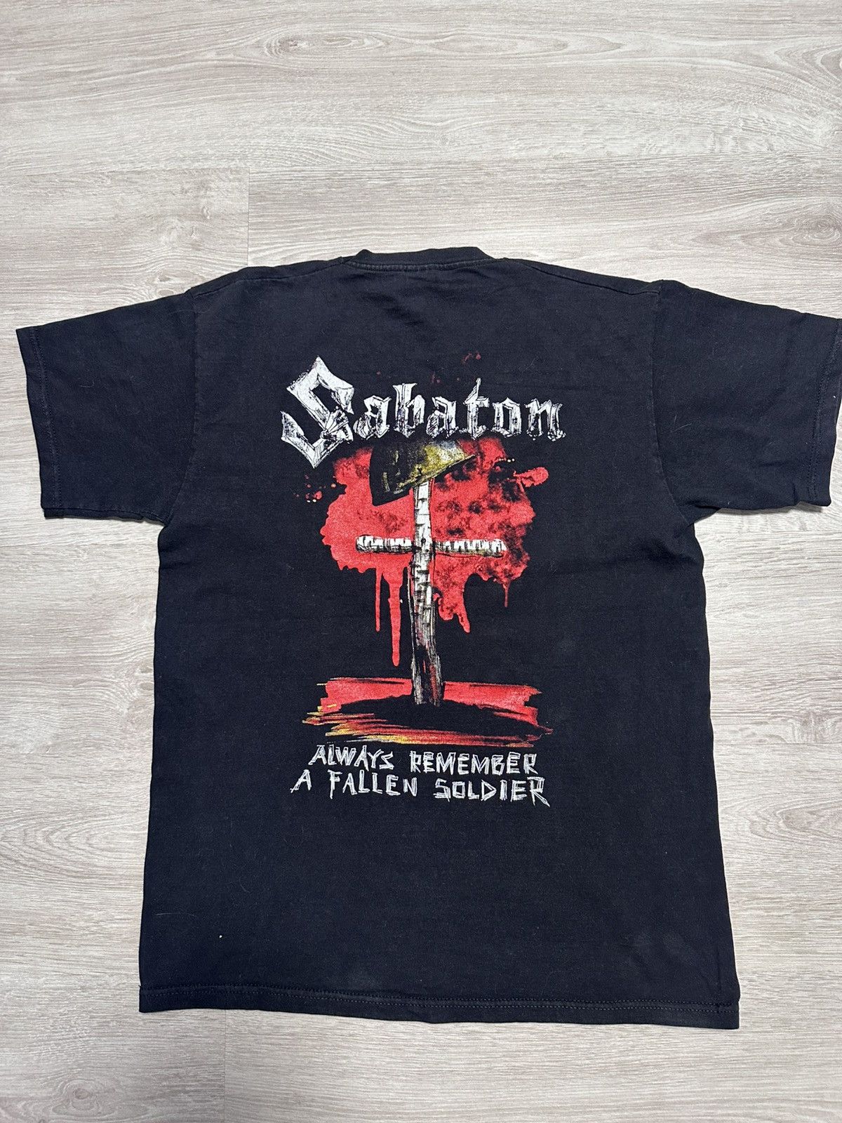 Band Tees Vintage Rock T-shirt Sabaton 40:1 big logo size L Size US L / EU 52-54 / 3 - 8 Thumbnail
