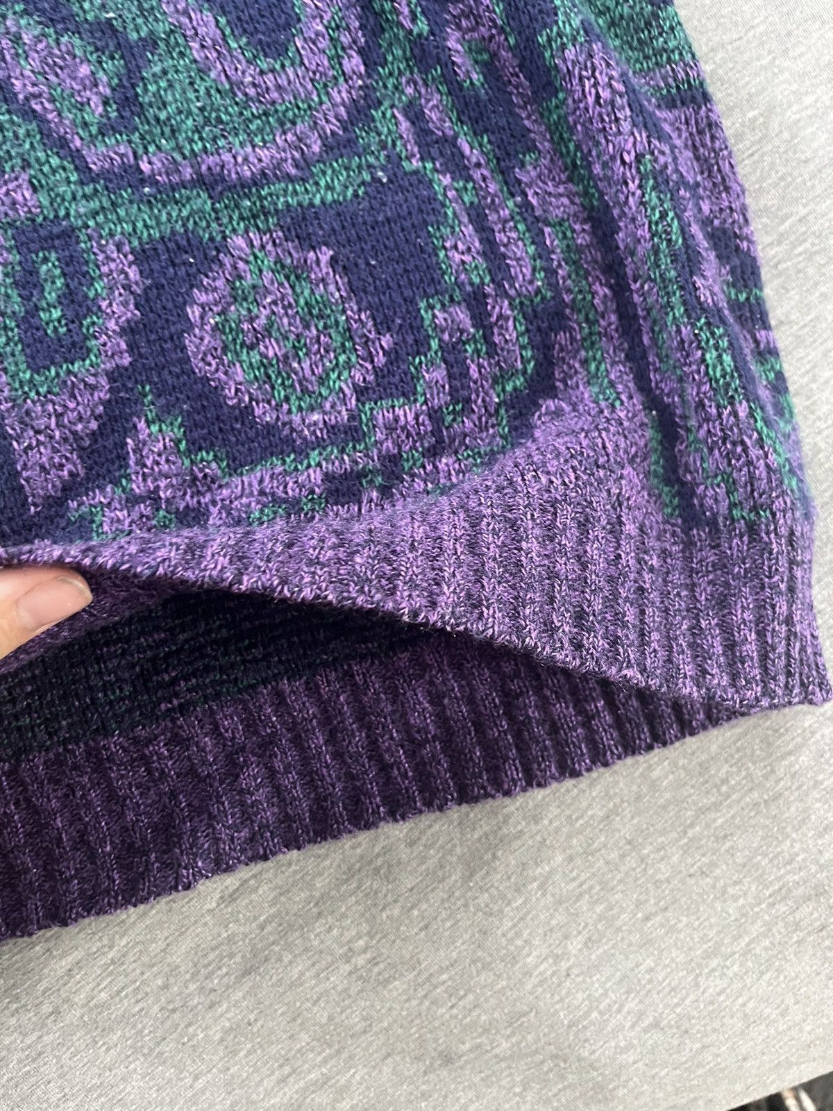 Le TIGRE Le Tigre Purple/Green Camo Sweater Size US L / EU 52-54 / 3 - 4 Thumbnail