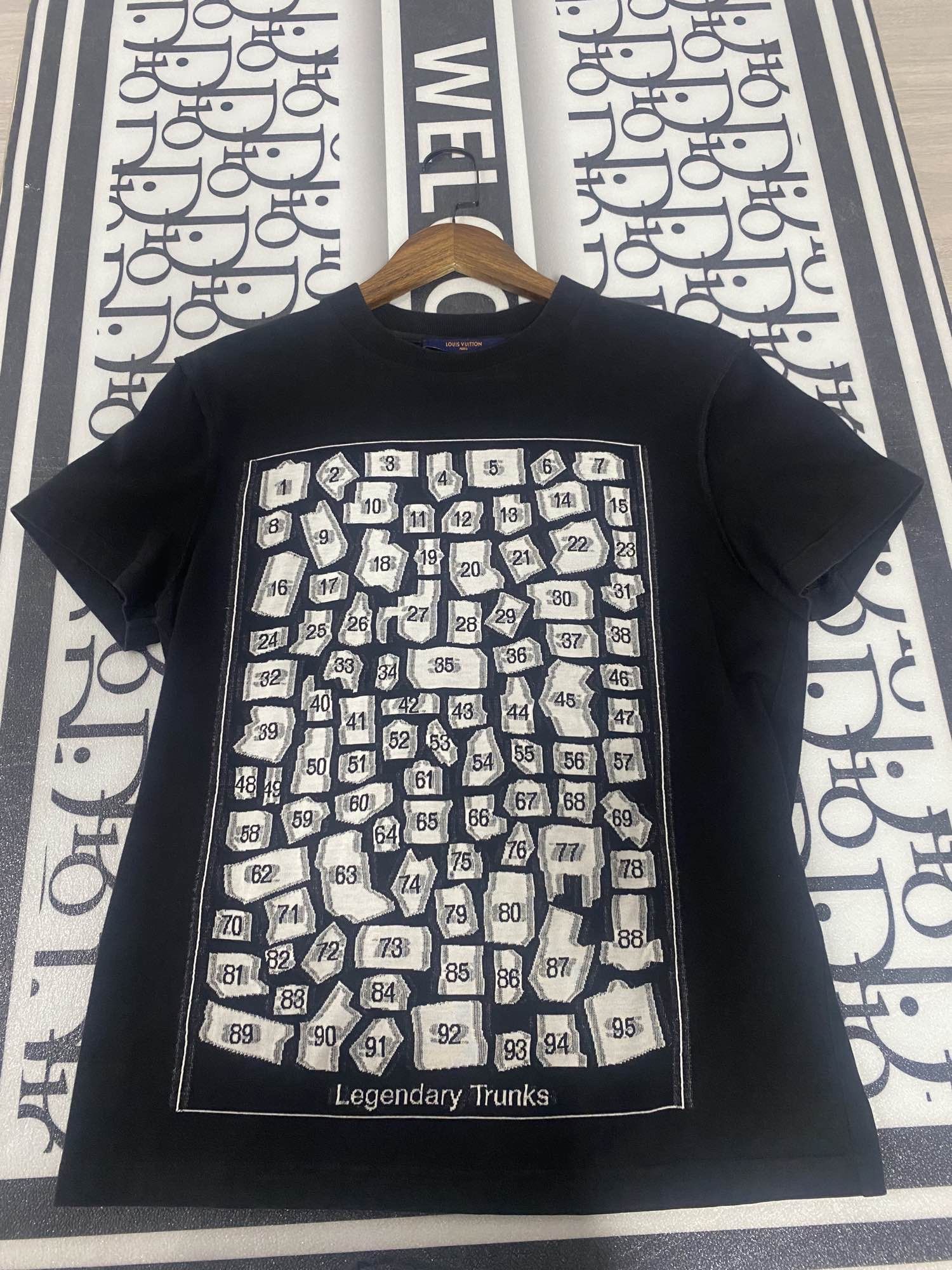 Louis Vuitton Louis Vuitton Letter Trunk Cartoon Short sleeved T 