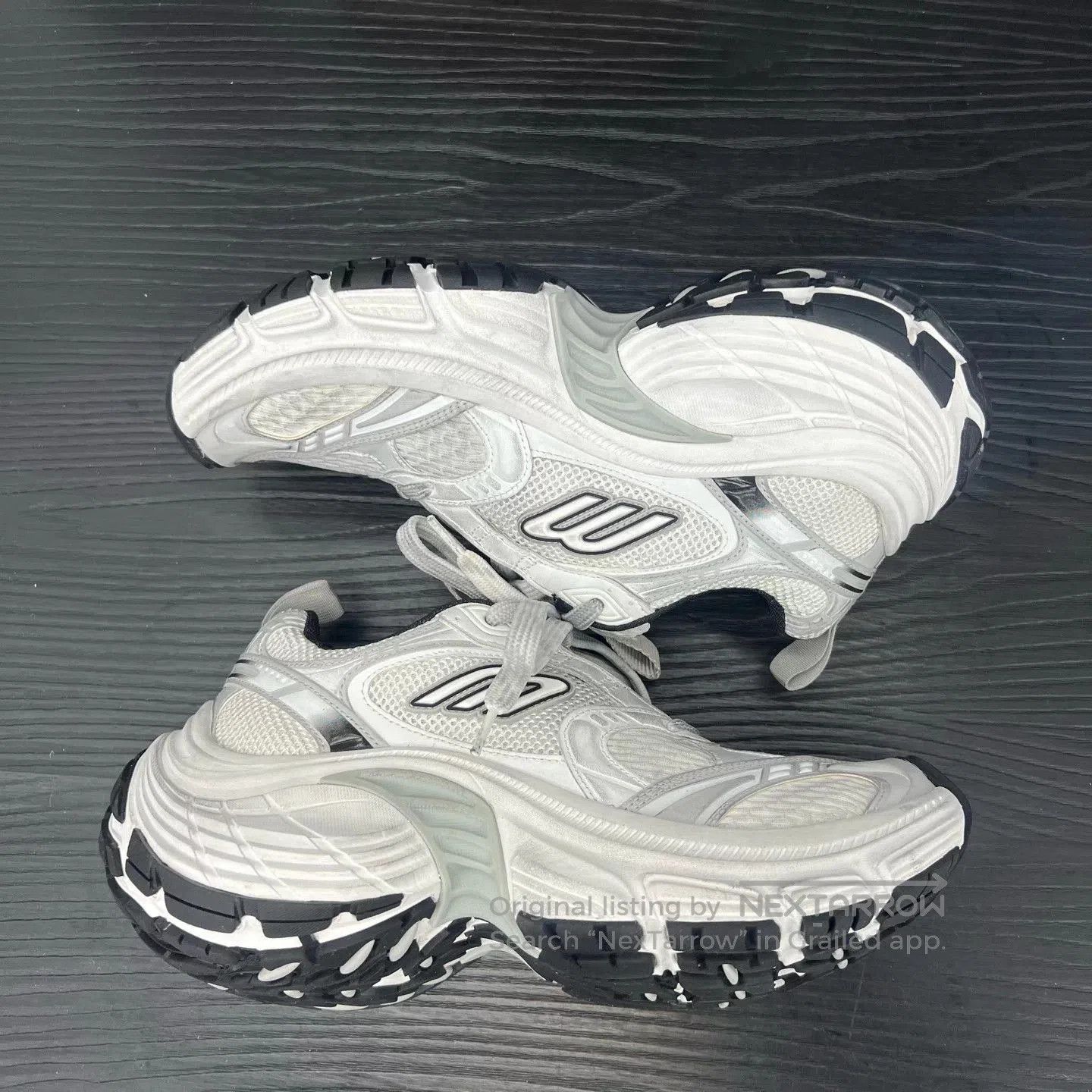 Balenciaga Gray Low-Top Sneakers Size 6. Size US 6 / EU 39 - 2 Thumbnail