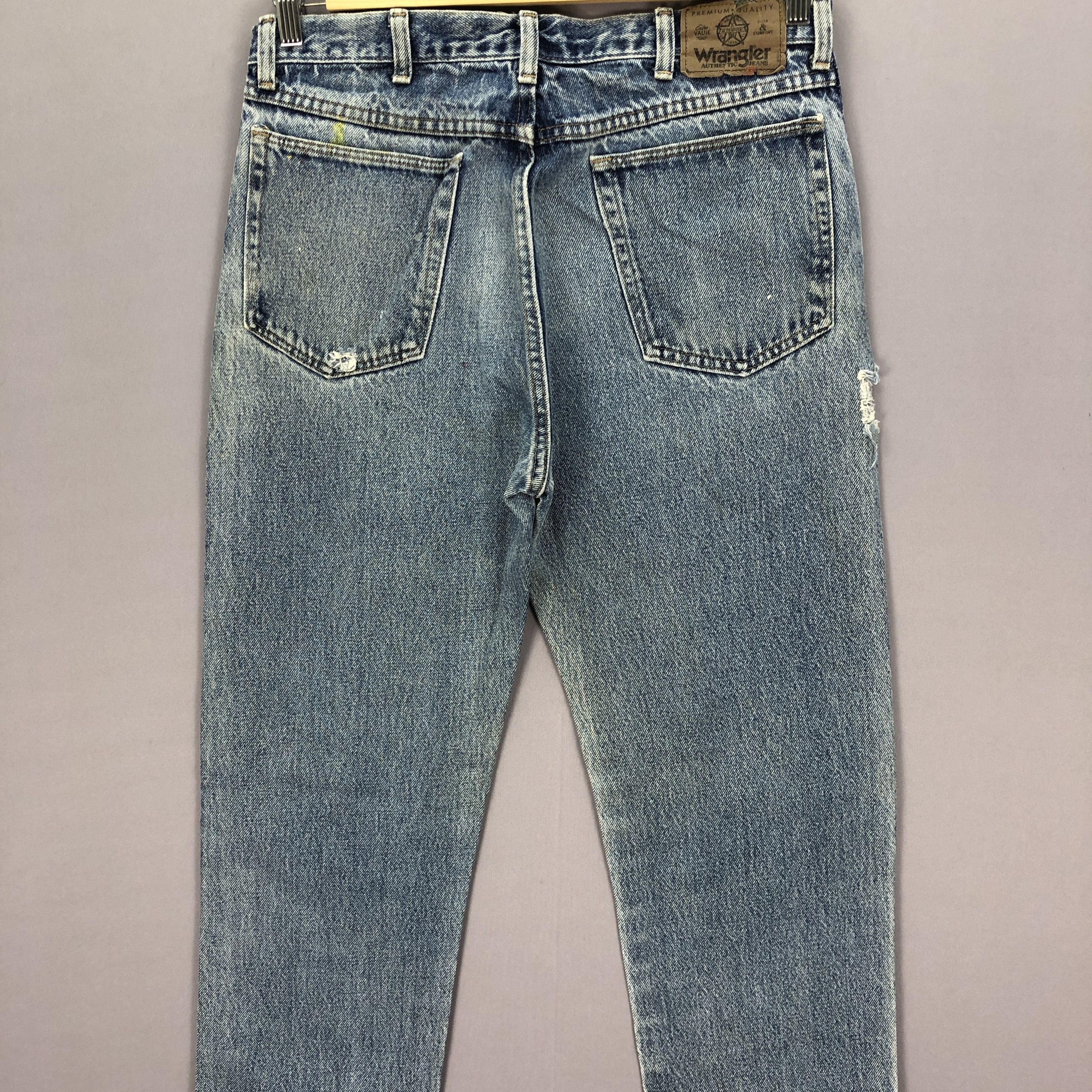 Wrangler Vintage Distressed Wrangler Jeans Faded Light Wash Denim Size US 32 / EU 48 - 4 Thumbnail