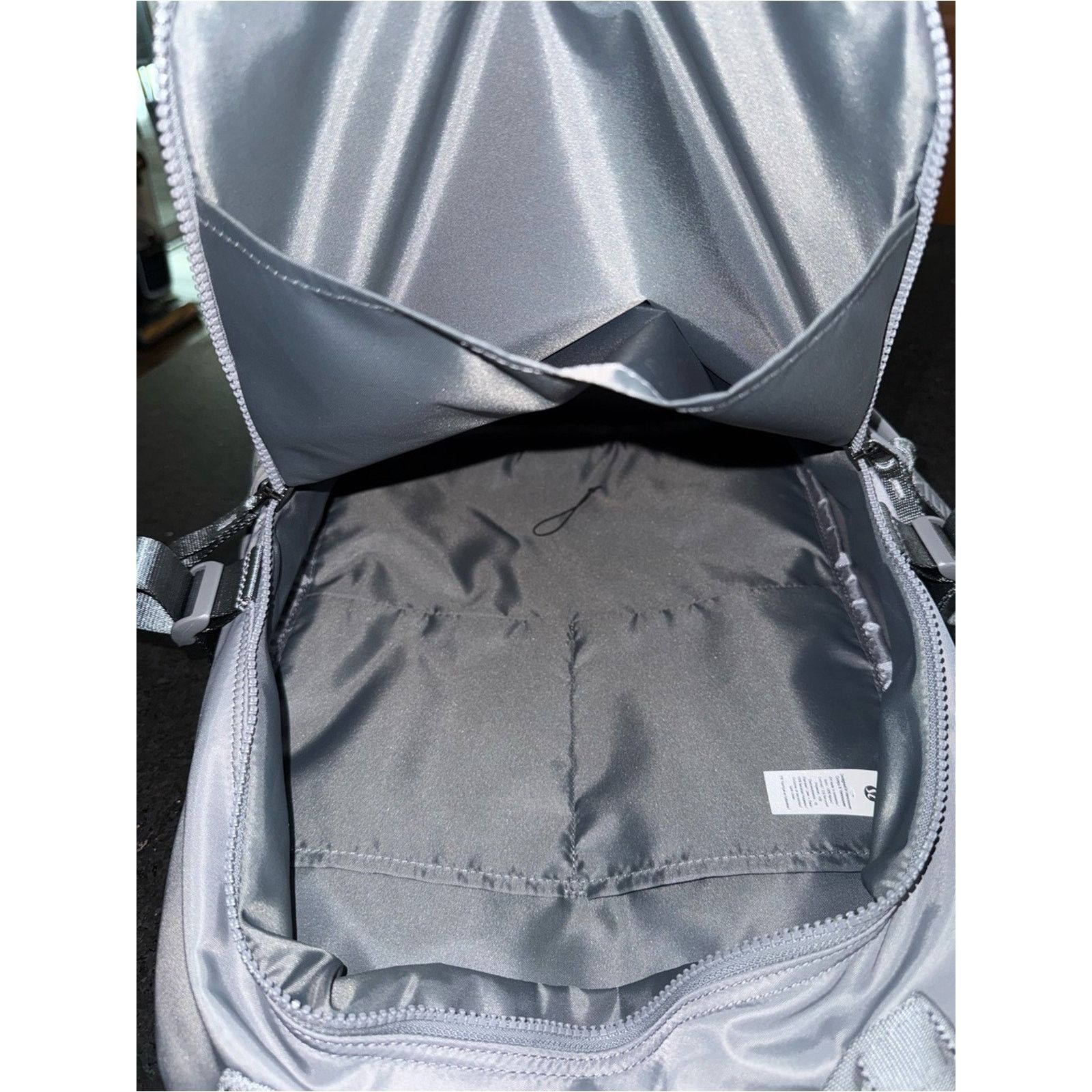 Lululemon LULULEMON CREW BACKPACK 22L BACKPACK LOGO LAPTOP POCKETS Size ONE SIZE - 12 Thumbnail