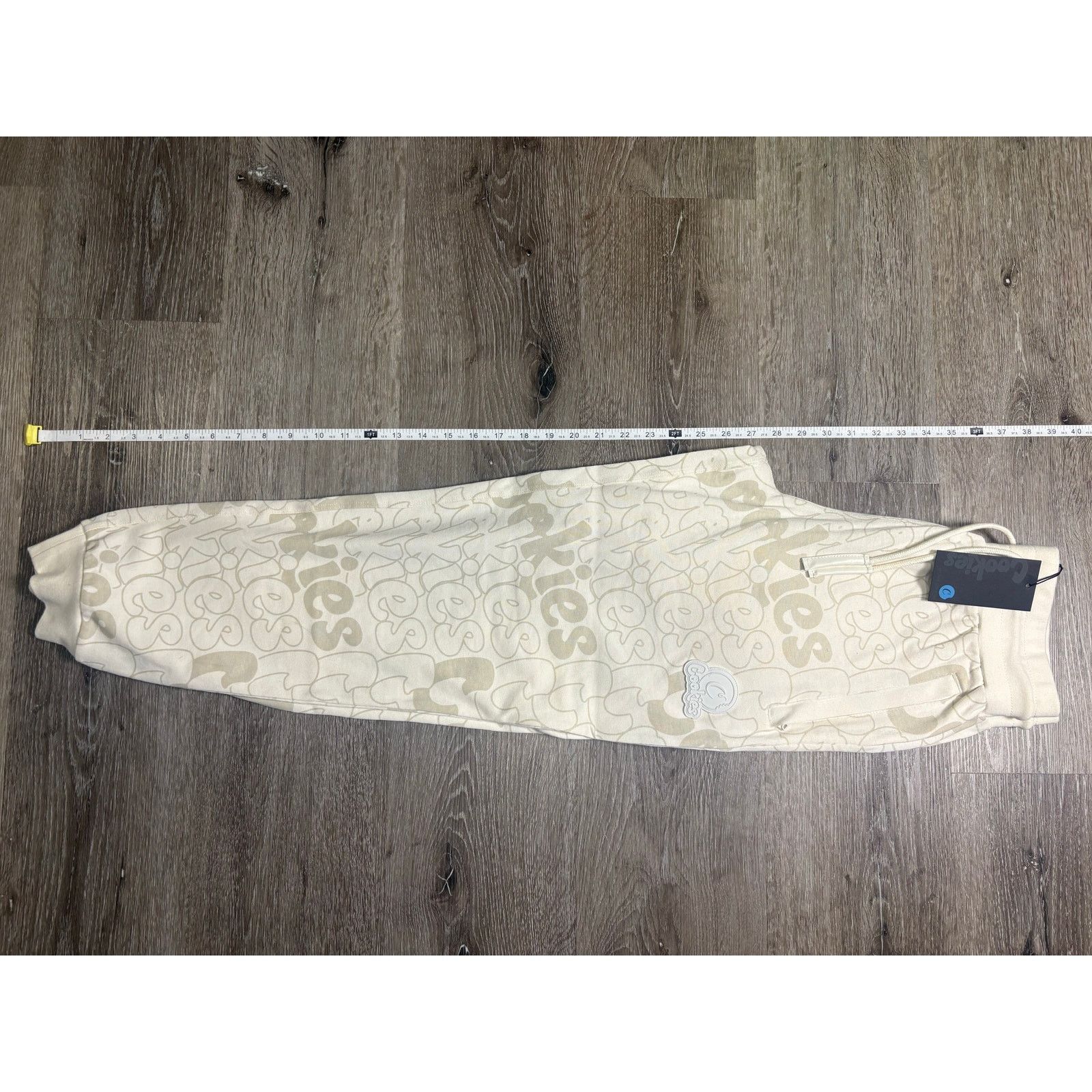Cookies NWT Cookies Sz S 3-Piece Bundle: T-Shirt, Sweatpants, Hat Size US S / EU 44-46 / 1 - 8 Thumbnail