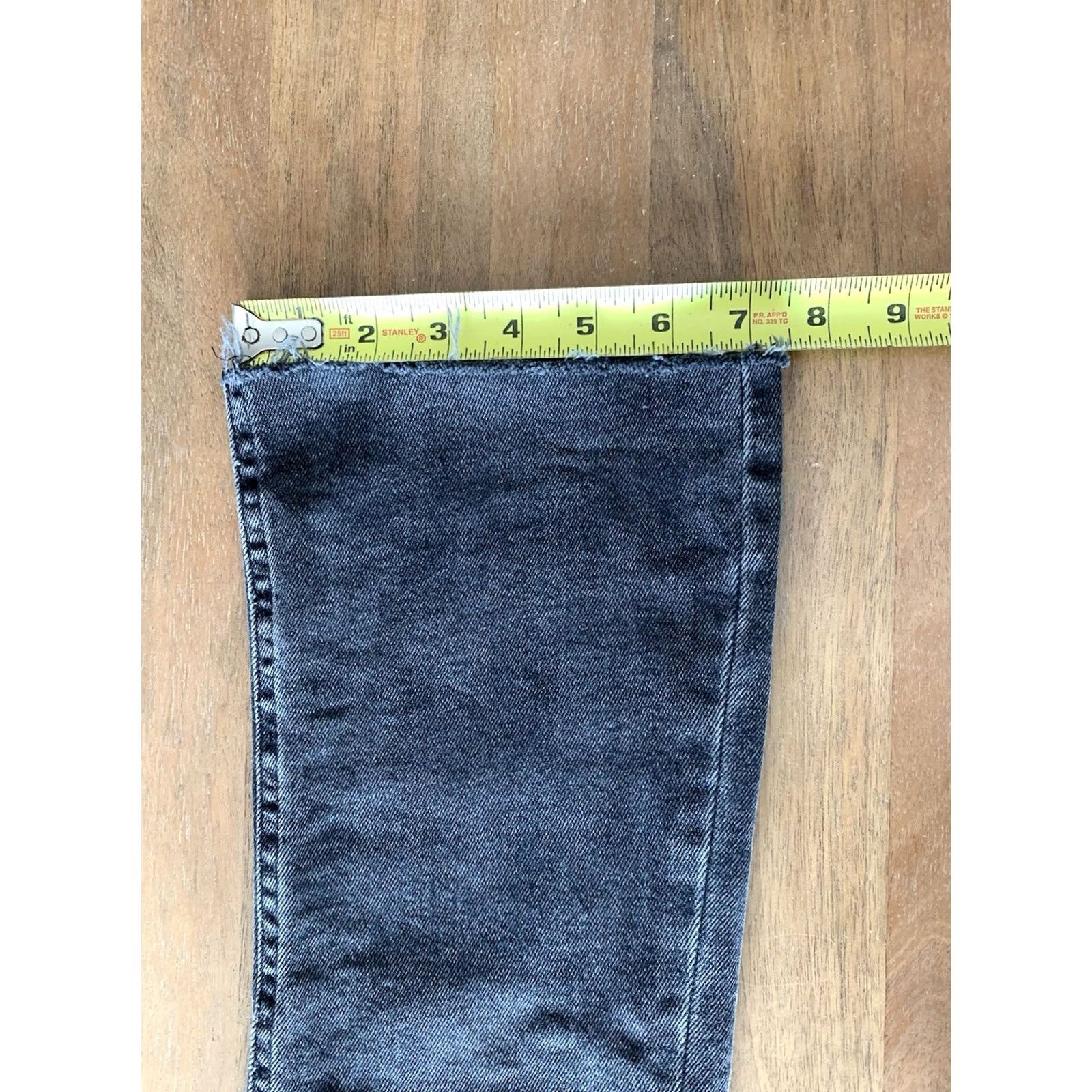 Bdg BDG Urban Outfitters Kick Flare High Rise Cropped Jeans Women 25 Black Denim 24x24.5 5-Pocket Distressed Logo Logo Zip Button Regular Vintage No Size 42" / US 20 - 7 Thumbnail