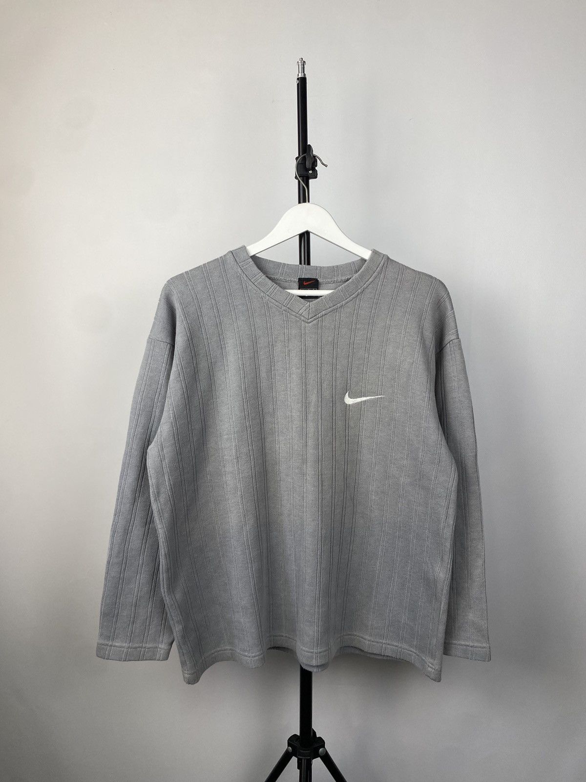 Nike × Vintage Vintage 90s Nike V-Neck sweatshirt sweater Size US M / EU 48-50 / 2 - 1 Thumbnail