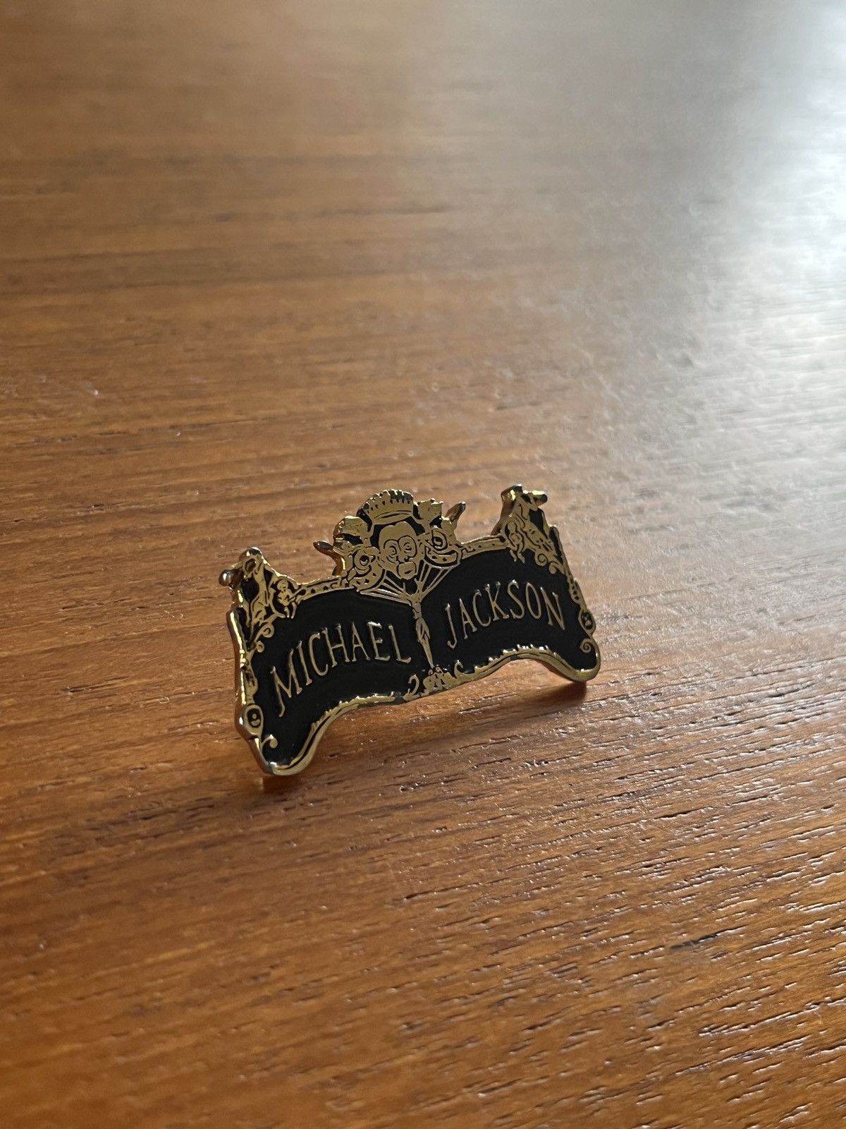 Michael Jackson Michael Jackson « Dangerous » vintage pin Size ONE SIZE - 2 Thumbnail