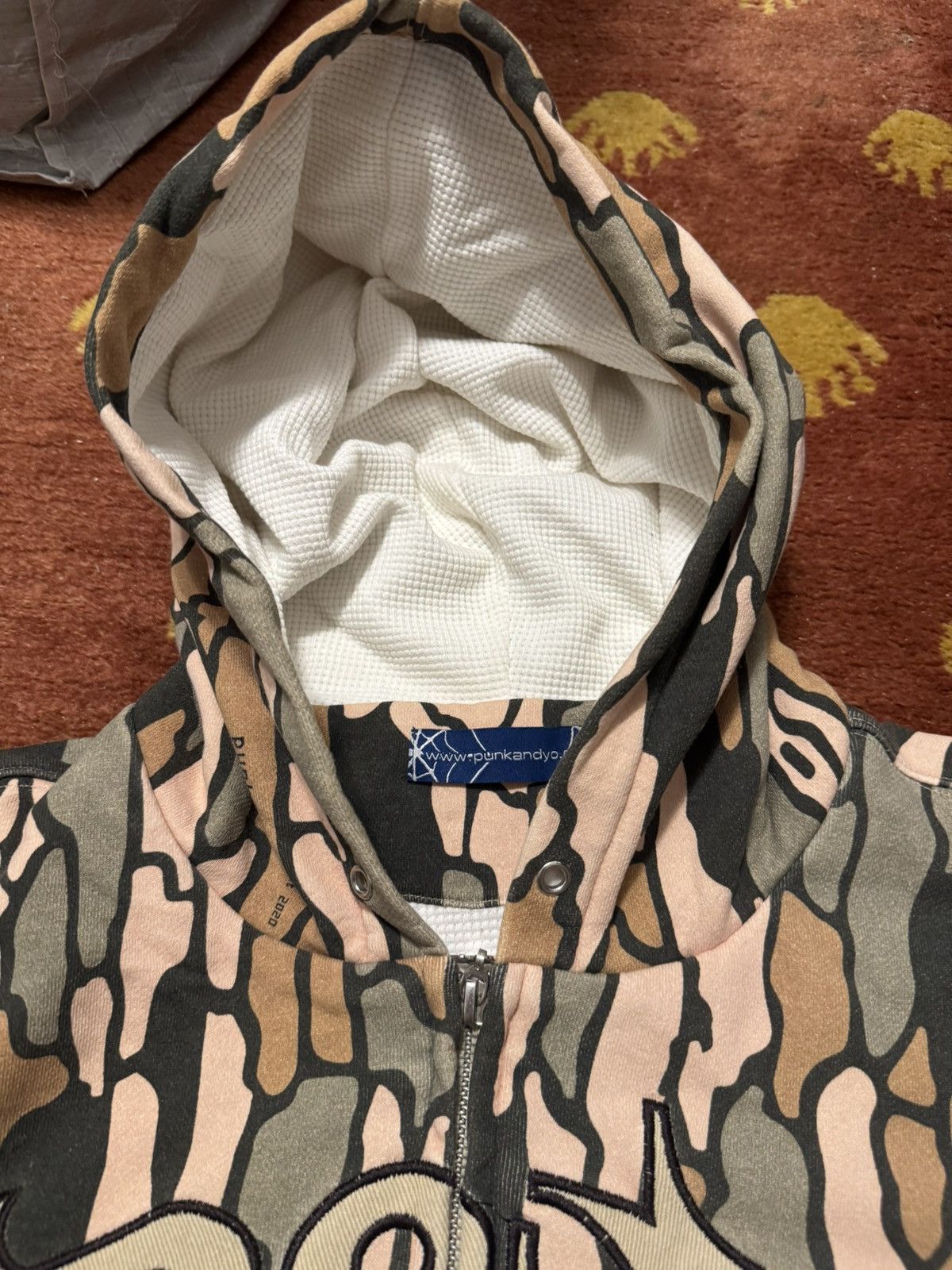 Punk and Yo PSY CAMO ZIP HOODIE SIZE LARGE Size US L / EU 52-54 / 3 - 4 Thumbnail