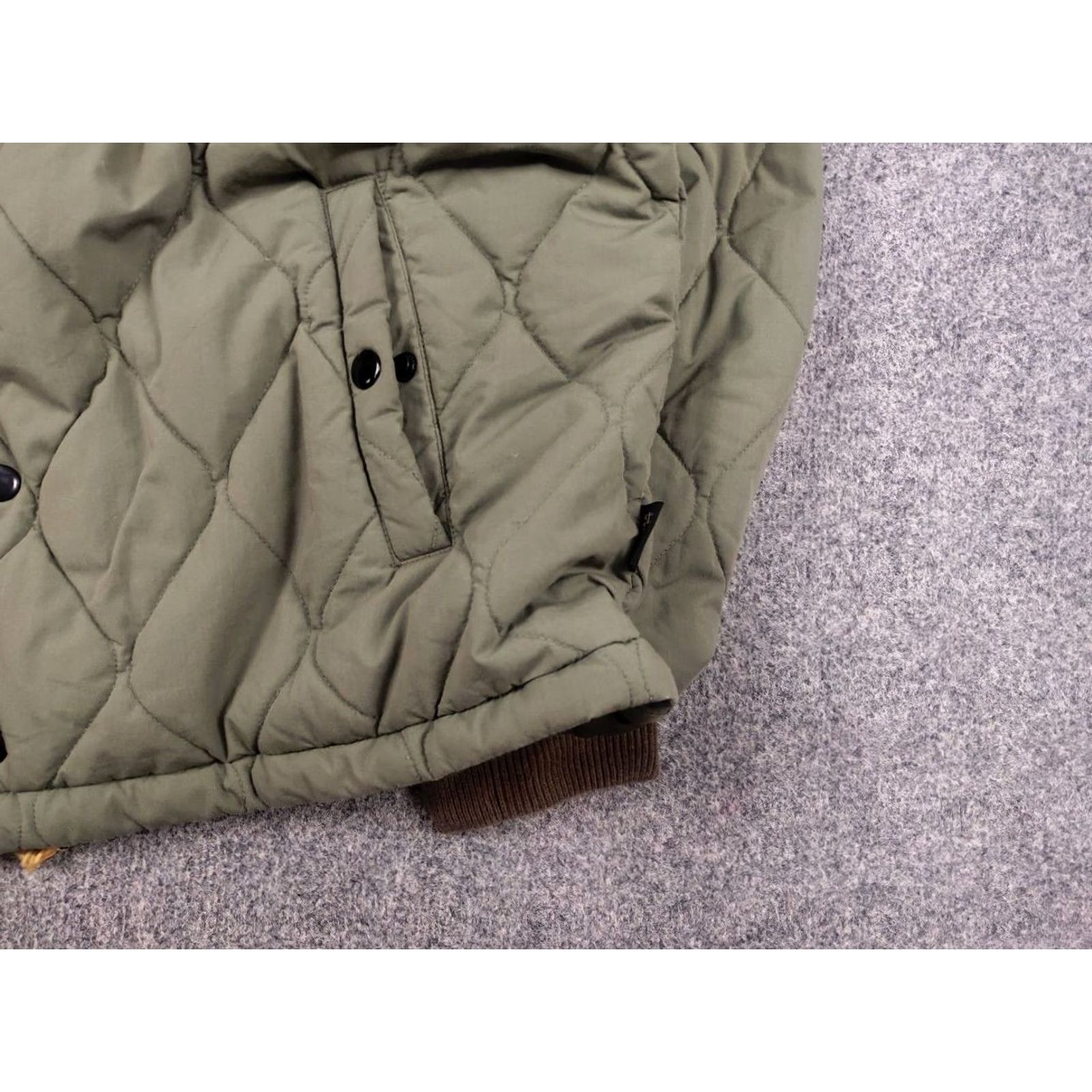 Diesel Diesel J-Foot-Bnb reversible quilted military style Insulated Cordura Green Bomber Jacket XL Men Size US XL / EU 56 / 4 - 5 Thumbnail