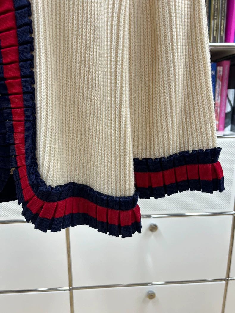 Gucci Gucci Baby's same red and blue striped lace beige wool knit Size US S / EU 44-46 / 1 - 3 Thumbnail