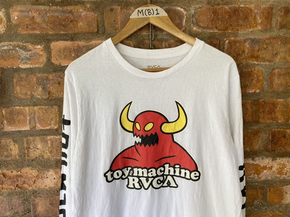 RVCA × Toy Machine TOY Machine X RVCA iconic logo skate Size US L / EU 52-54 / 3 - 3 Thumbnail
