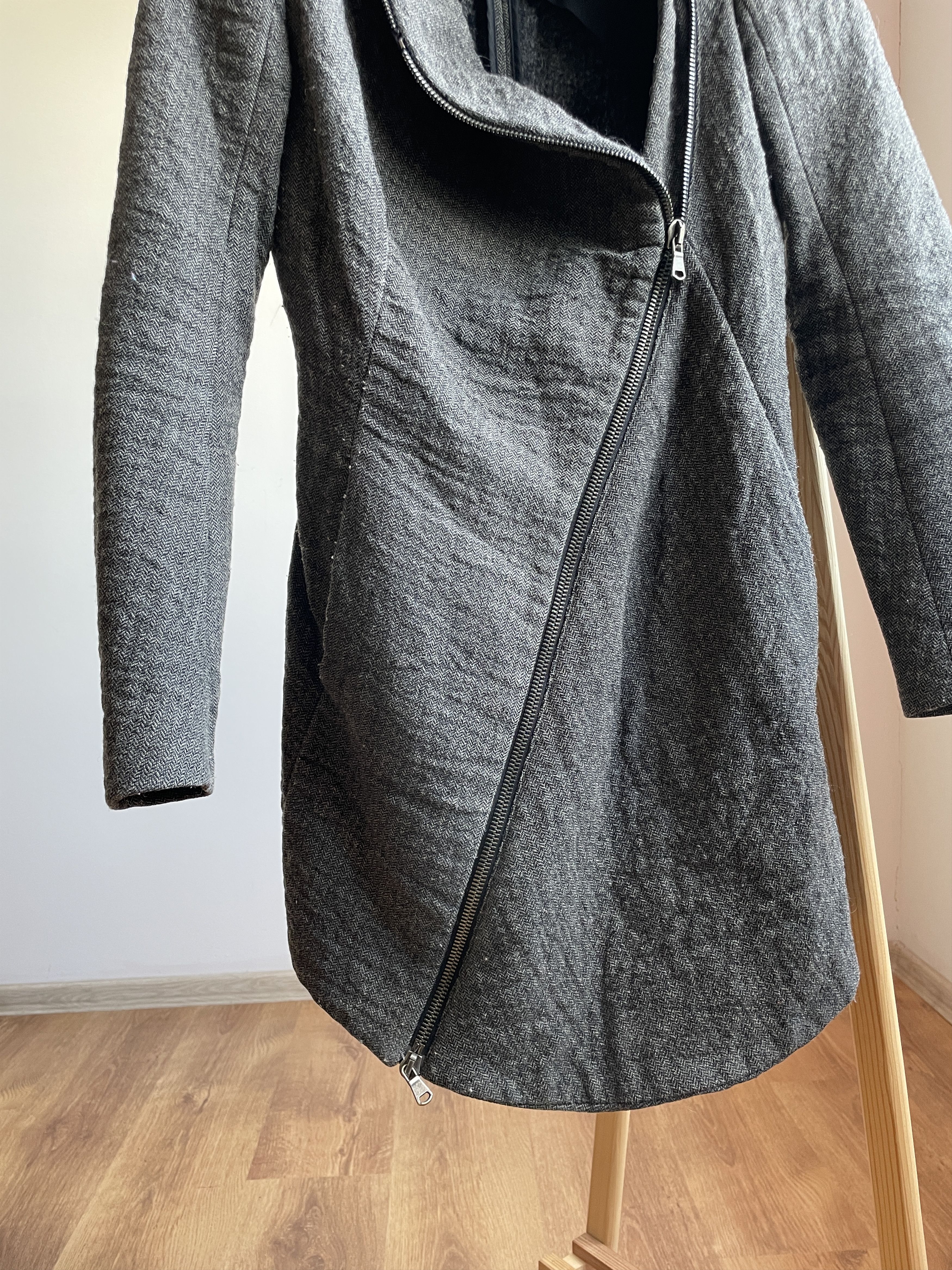Masnada Masnada Asymmetric Zip Womens Coat Size IT 40/ UK 8/ US 4 Size S / US 4 / IT 40 - 10 Thumbnail