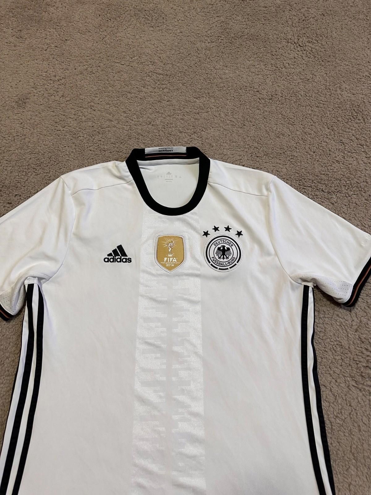 Adidas GERMANY 2015/2016 HOME FOOTBALL SHIRT SOCCER JERSEY ADIDAS L Size US L / EU 52-54 / 3 - 3 Thumbnail
