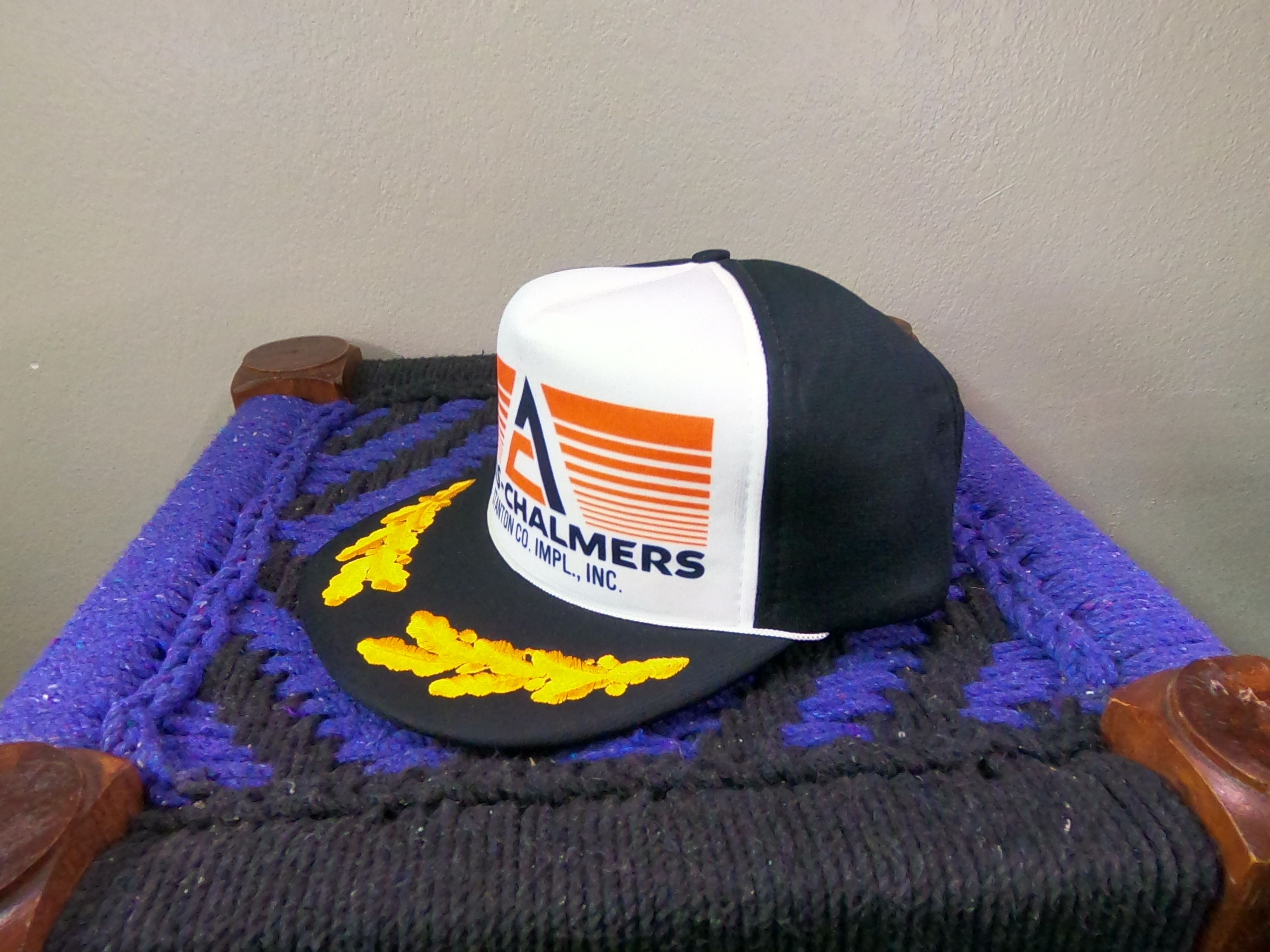 Vintage Mystery Branded Trucker Hat with Captain Gold Embroidery Size ONE SIZE - 2 Thumbnail