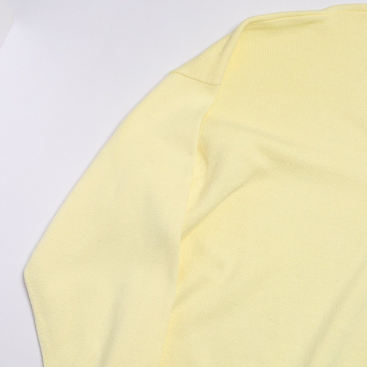 Burberry Burberrys Vintage Small Logo V-neck Sweater London Size US L / EU 52-54 / 3 - 13 Thumbnail