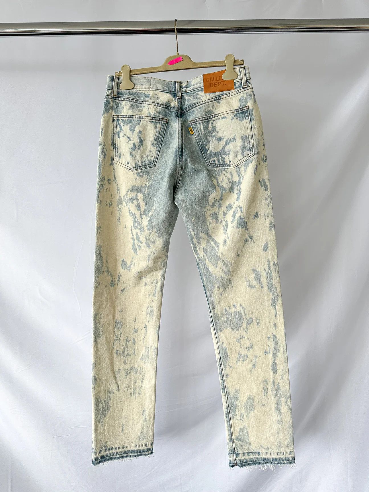 Gallery Dept. Gallery Dept Levi 501 Surf Side Beached Reworked Jeans Size US 32 / EU 48 - 2 Thumbnail