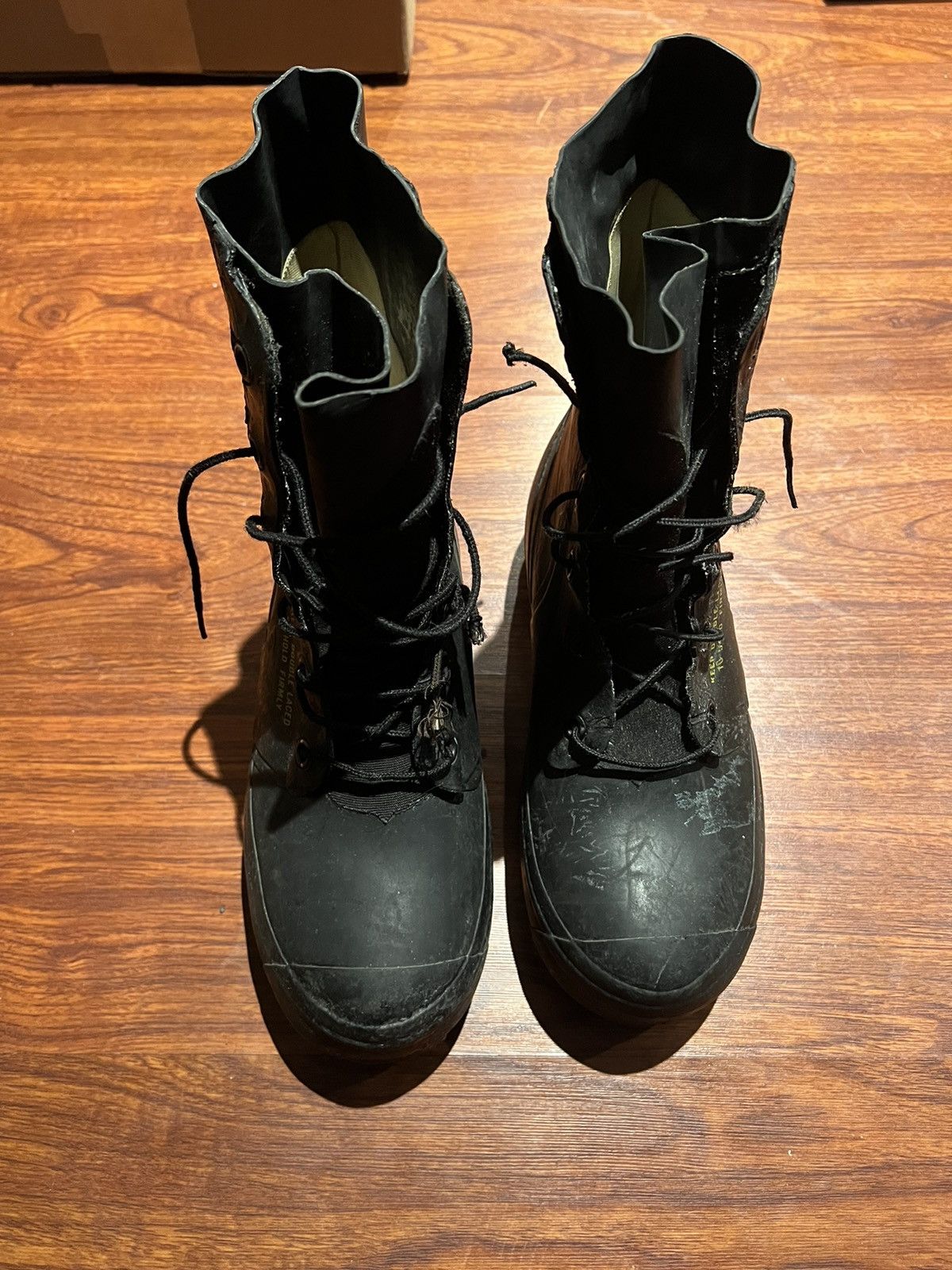 Vintage Vintage Mickey Mouse Boot Size US 8 / EU 41 - 4 Thumbnail