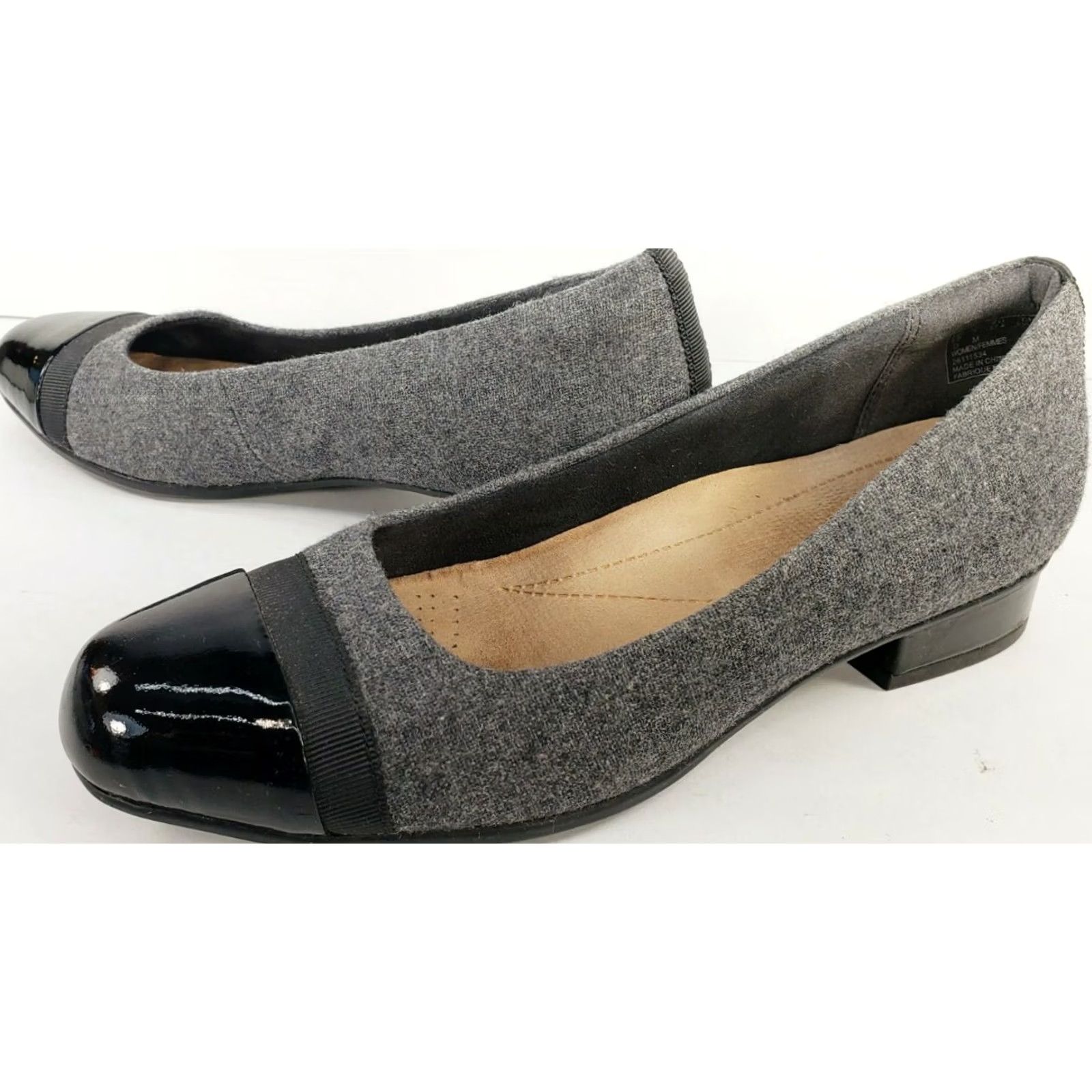 Clarks Clarks Collection Women’s Gray Wool Black Patent Leather Cap Toe Flats Size 7M Size ONE SIZE - 3 Thumbnail