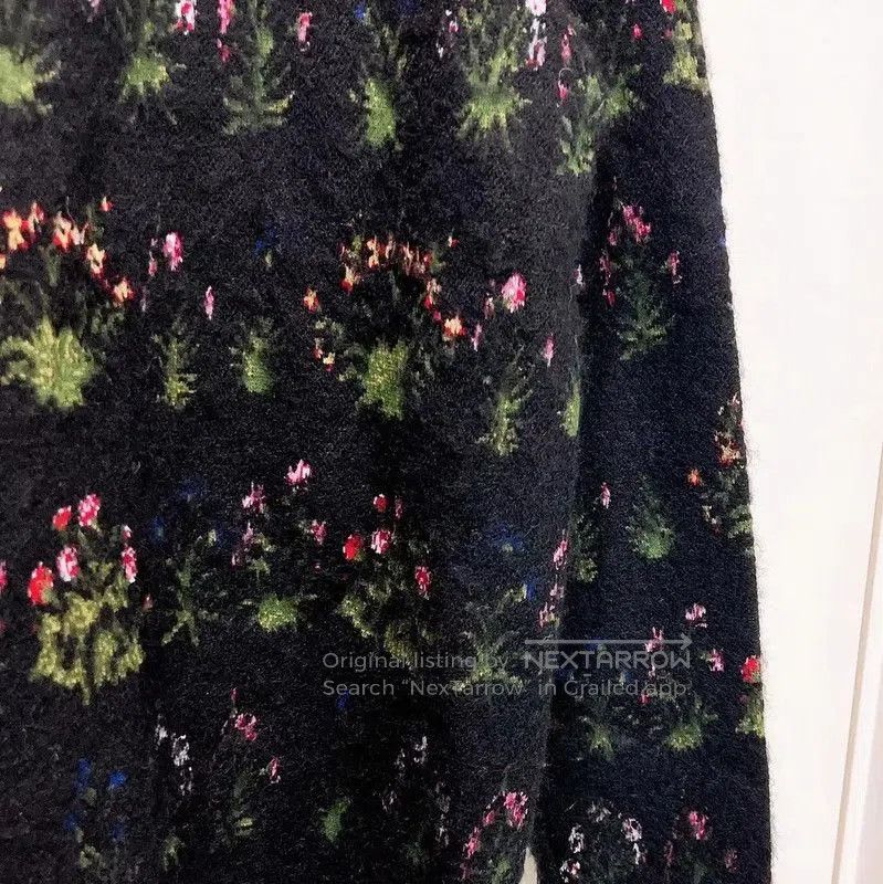 Valentino Valentino Floral Black Wool Blend Long Sleeve Sweater . Size M / US 6-8 / IT 42-44 - 4 Thumbnail