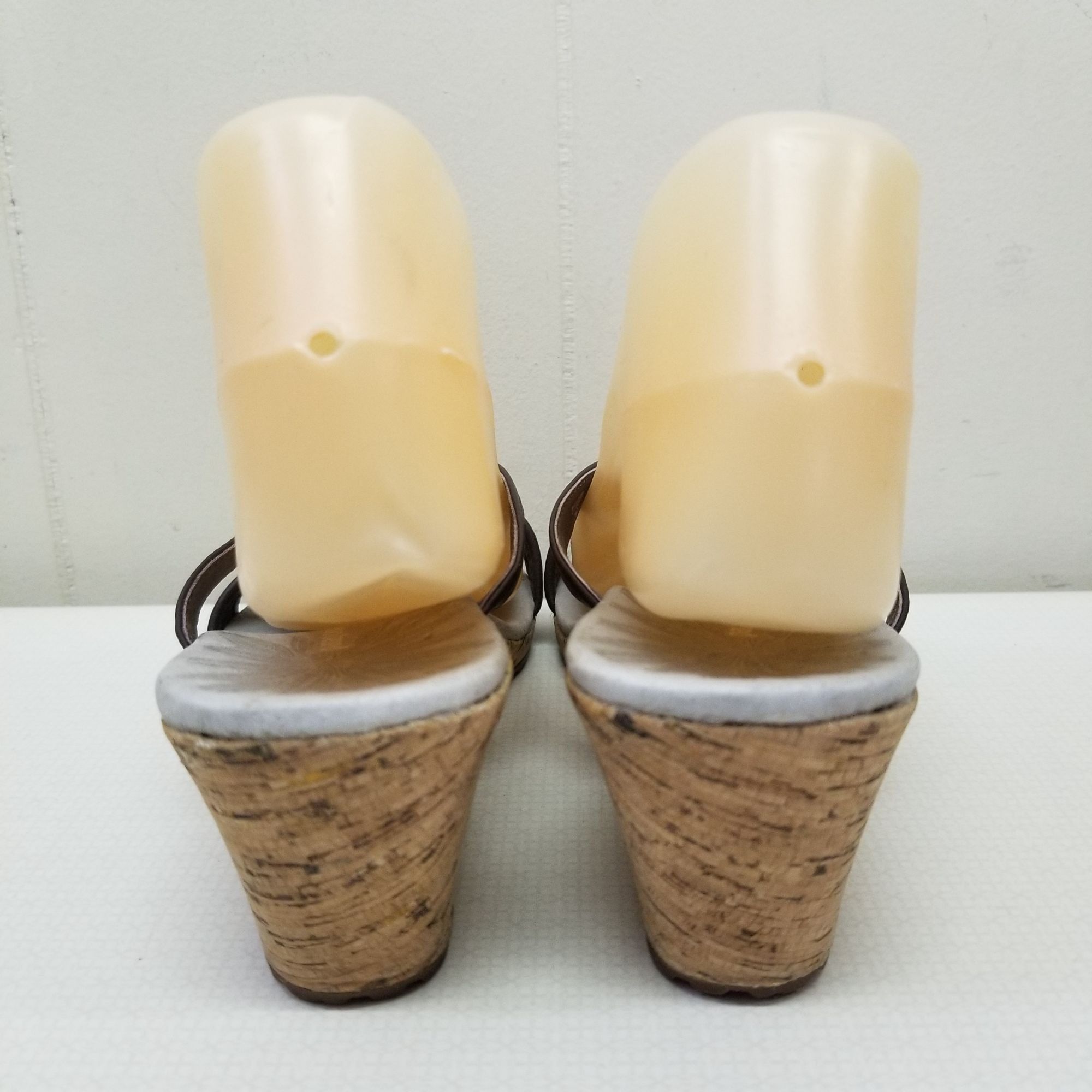 Patagonia Patagonia 7M Brown Thong Wedge Sandals Summer Beach SOLIMAR Size US 7 / IT 37 - 4 Thumbnail