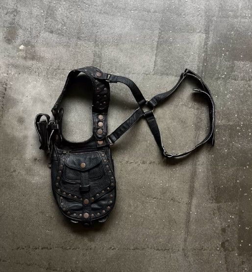Japanese Brand Japanese Brand 2000s Studded Leather Harness Bag Size ONE SIZE - 2 Thumbnail