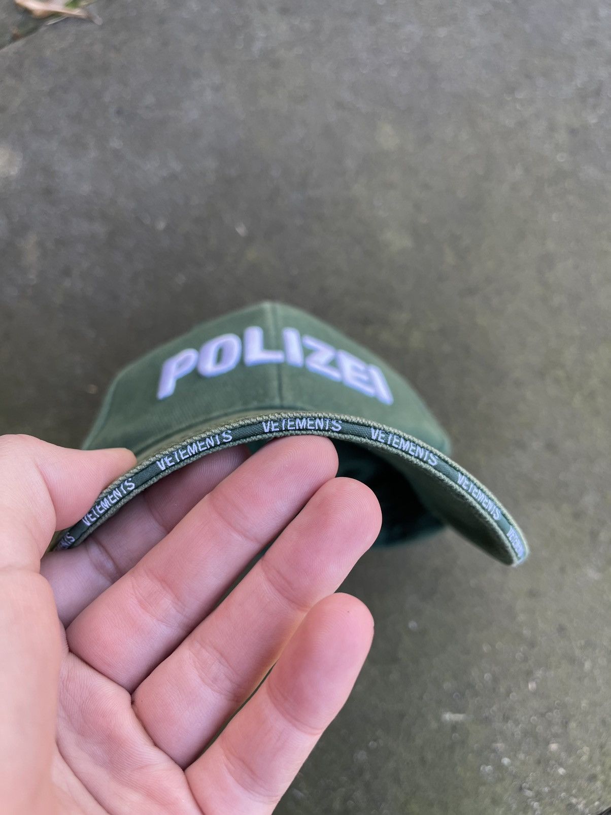 Vetements Vetements ss17 polizei baseball cap hat sun faded Size ONE SIZE - 2 Thumbnail