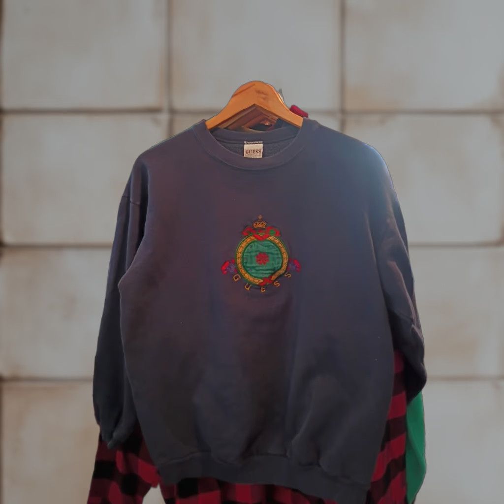 Guess VINTAGE Guess Made In USA Grail Sweatshirt Pullover Men L Blue Embroidered Christmas Crew Neck Sweatshirt Size US L / EU 52-54 / 3 - 1 Thumbnail