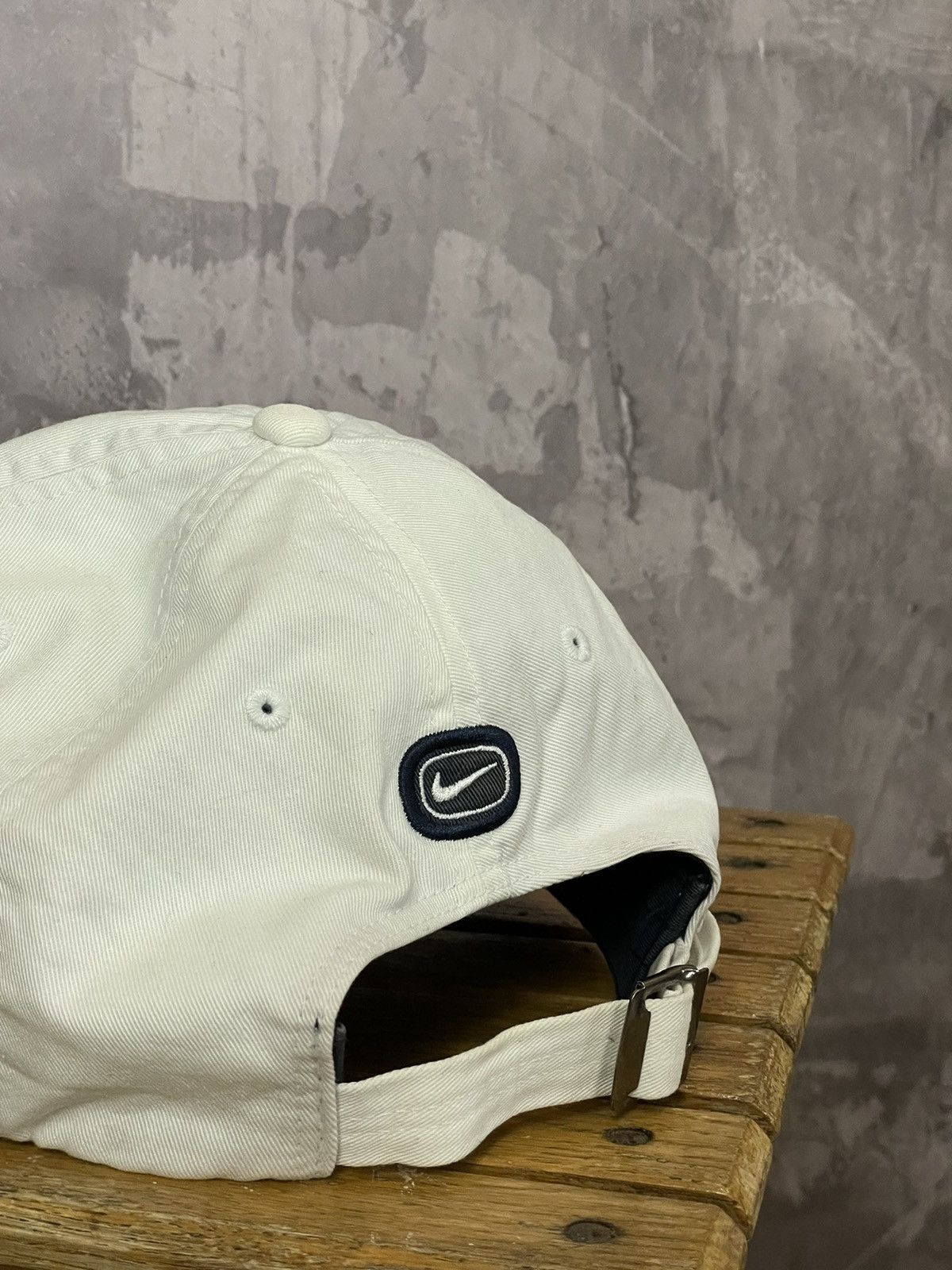 Nike CRAZY Nike big print snapback cap hat retro 90s vintage Size ONE SIZE - 7 Thumbnail