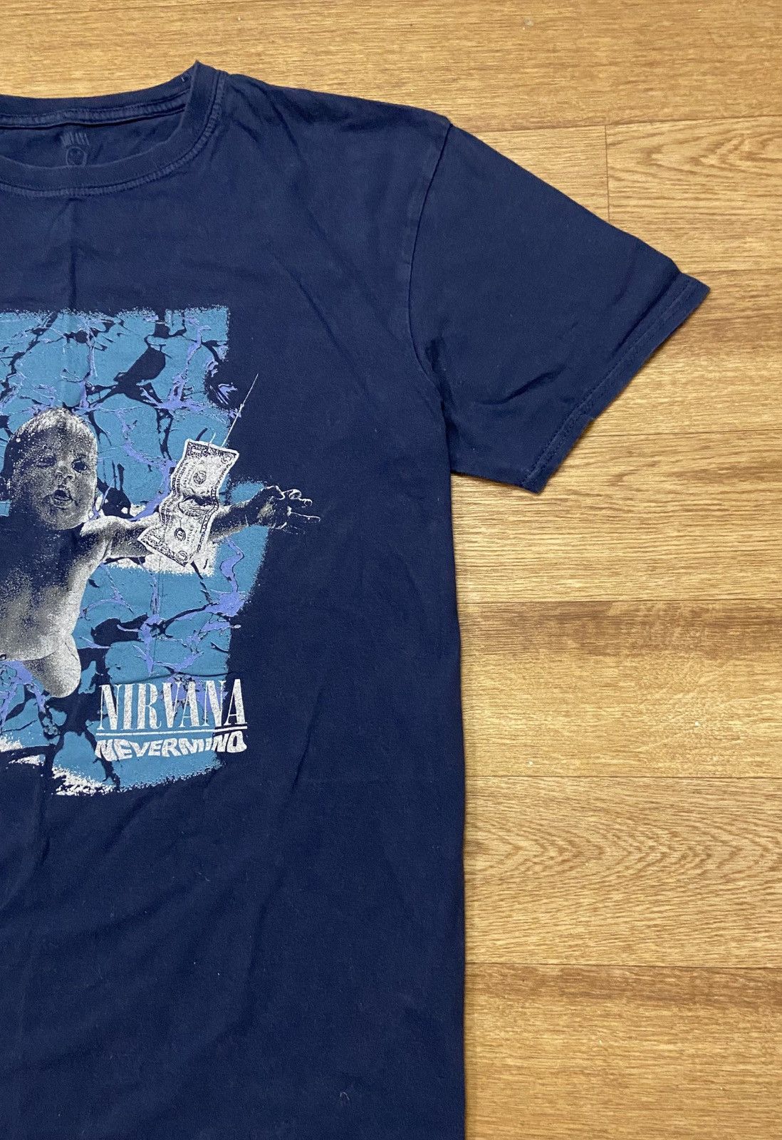 Nirvana × Vintage VINTAGE 2002 NIRVANA NEVERMIND TEE SHIRT Size US S / EU 44-46 / 1 - 2 Thumbnail