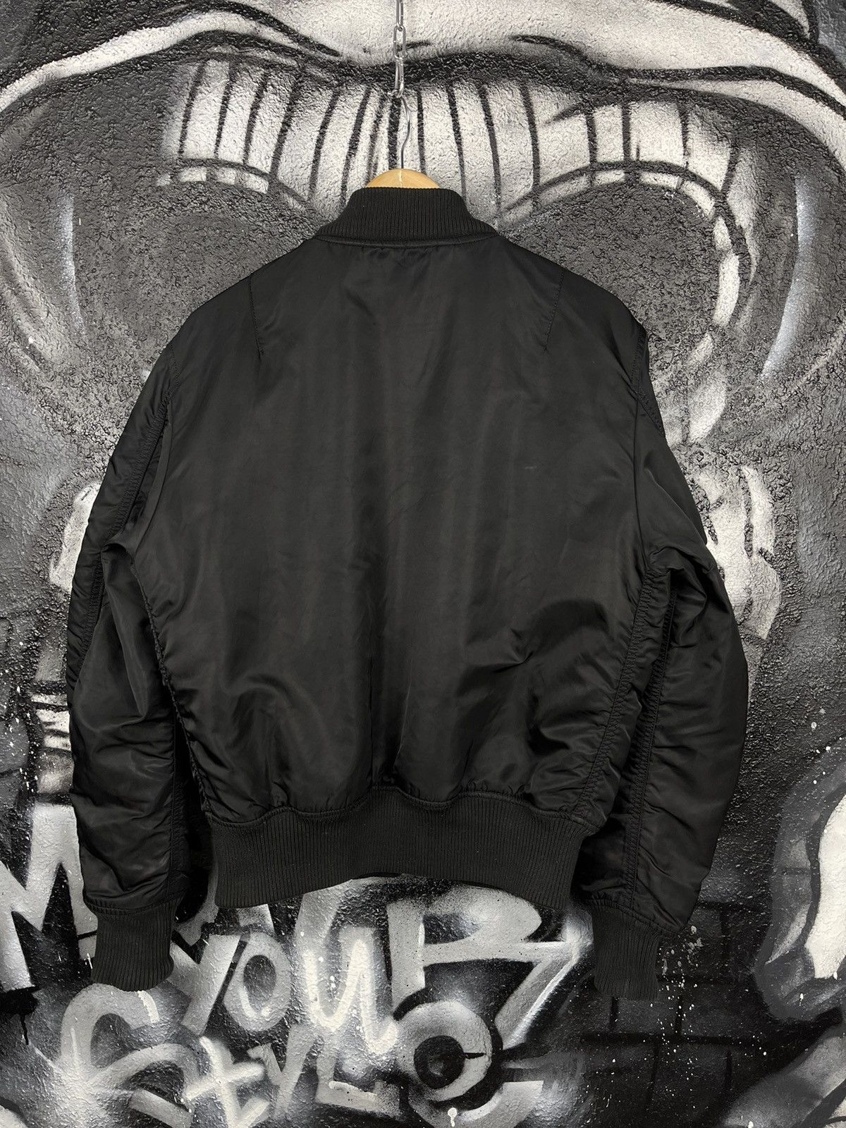 Alpha Industries × Vintage Alpha Industries MA-1 Bomber Jacket Men’s Size M Size US M / EU 48-50 / 2 - 6 Thumbnail