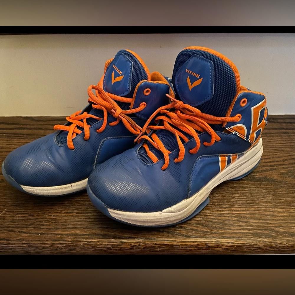 Designer VITIKE Boy Basketball High Top Shoes Size US 5 / EU 37 - 2 Thumbnail