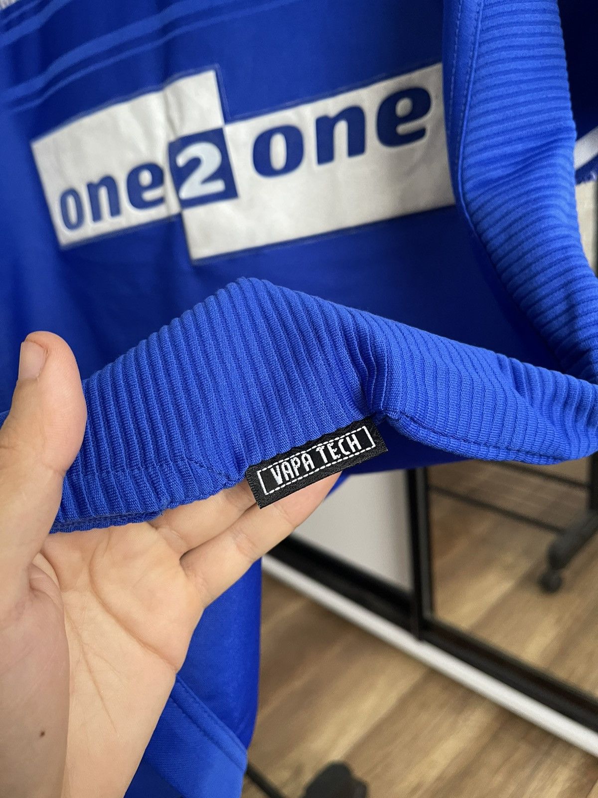 Umbro 1999/2000 Umbro Everton Vintage Soccer Jersey Shirt Size US L / EU 52-54 / 3 - 8 Thumbnail