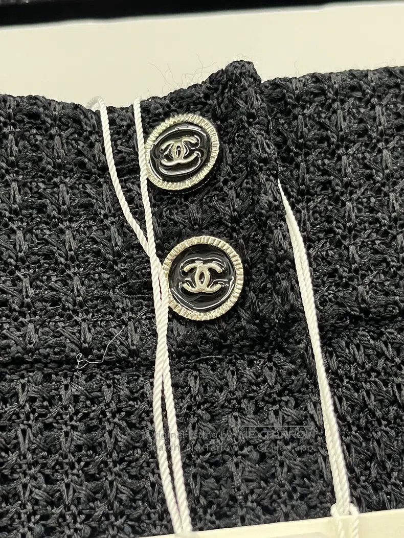 Chanel Chanel 24P black and white stitching waffle casual knitted Size 42" / US 20 - 2 Thumbnail
