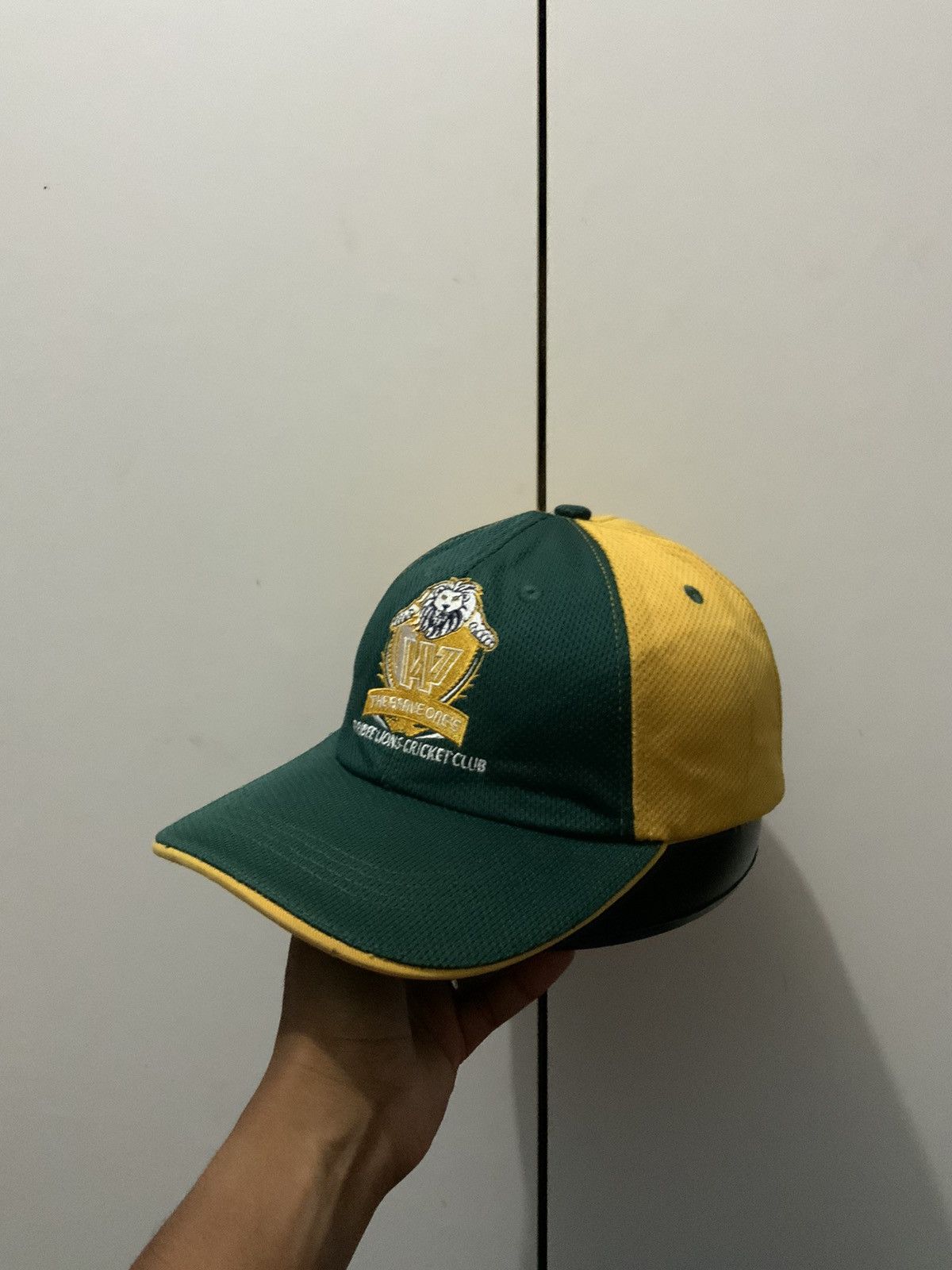 Hat Club The Brave Ones Lions Spellout Hat Size ONE SIZE - 1 Thumbnail