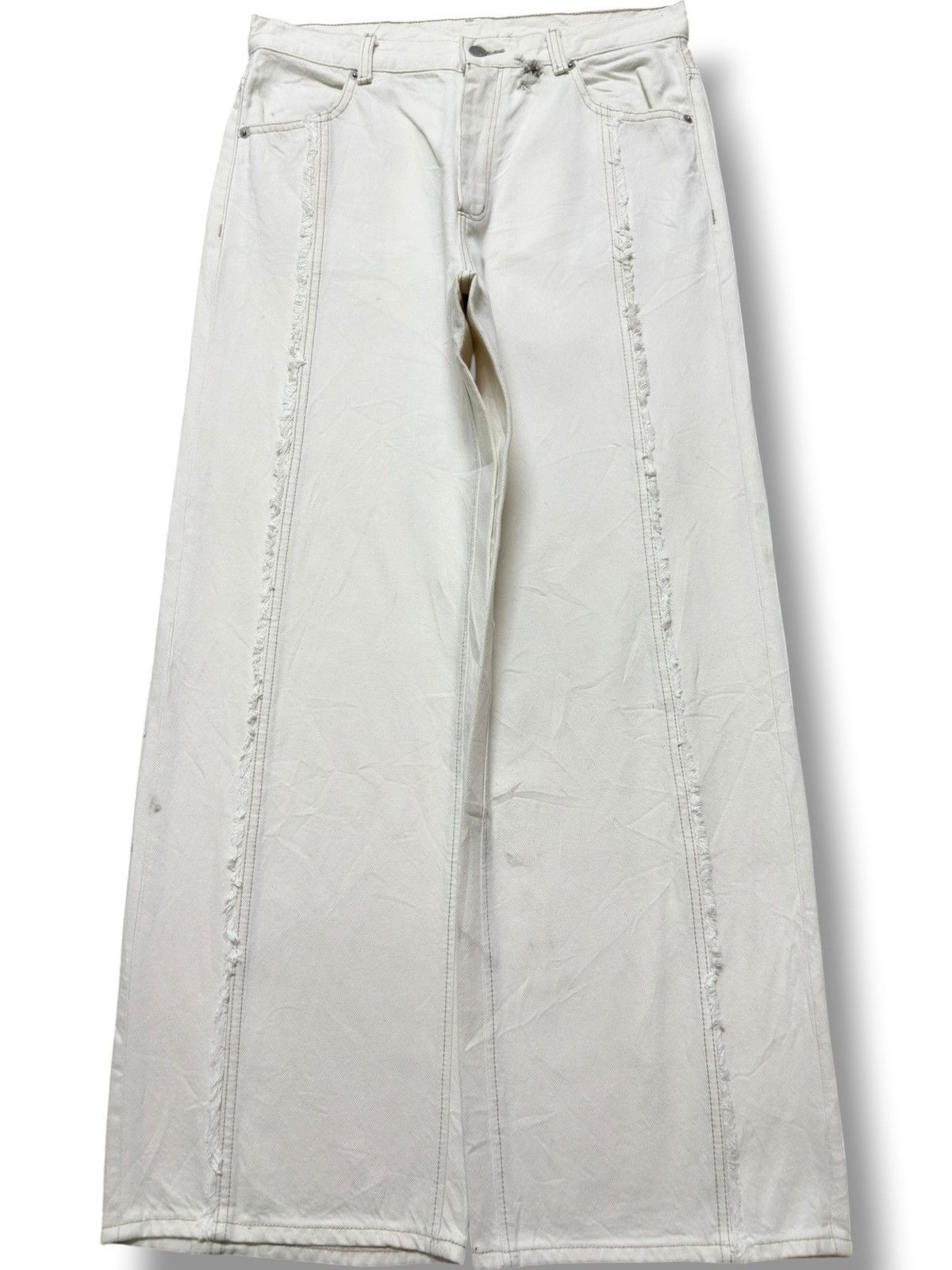GU Vintage GU Baggy Cream Distinct Frayed Seam Down Front Denim Size US 32 / EU 48 - 1 Thumbnail