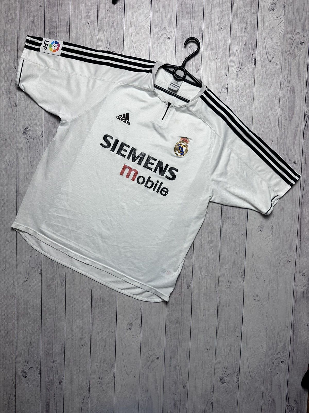 Adidas Vintage adidas soccer jersey Real Madrid size XL Size US XL / EU 56 / 4 - 1 Thumbnail