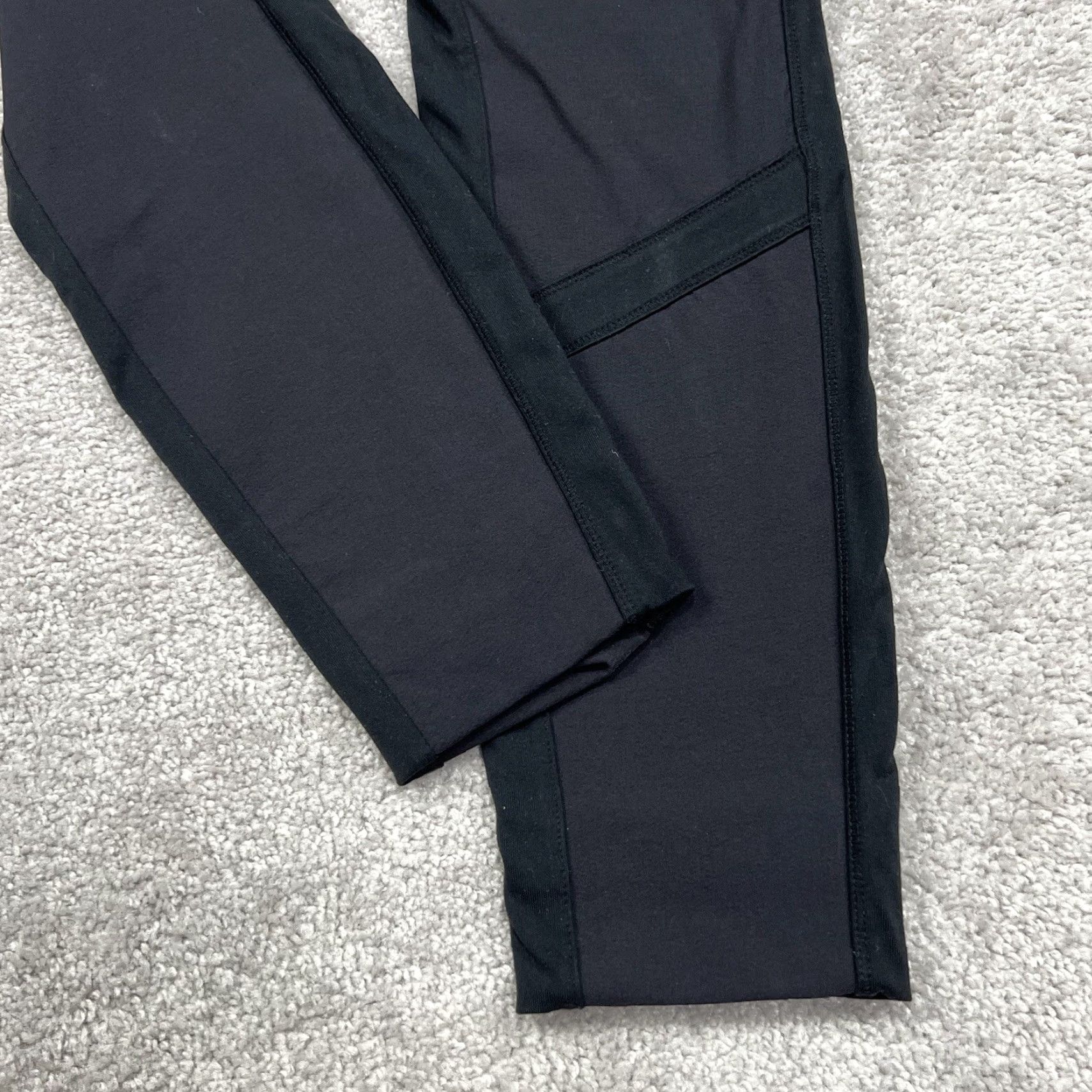 Athleta Athleta Leggings Womens Size 6 Pants Black Gray Stretch Panels Athletic Workout Yoga Gym & Training Athletic Leggings Womens (Inseam 27 in) Size 28" / US 6 / IT 42 - 3 Thumbnail
