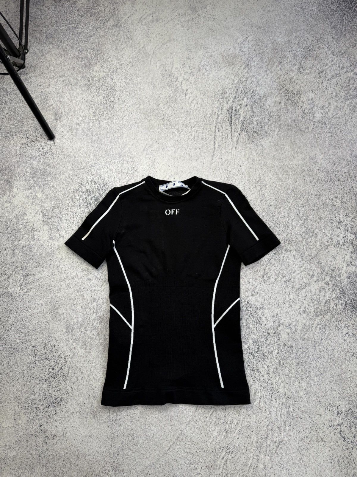 Off-White Off-White Seamless T-shirt Size S / US 4 / IT 40 - 1 Thumbnail