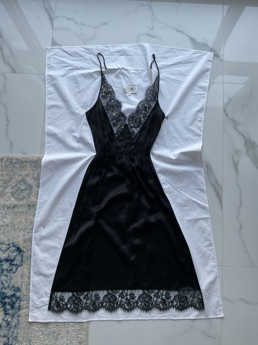 image of Mm6 Maison Margiela Laced Dress in Black, Women's (Size Small)