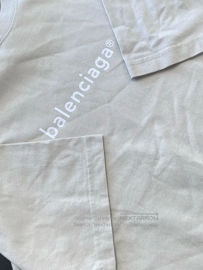 Balenciaga Balenciaga Milk Tea Color Logo Short Sleeve Size US M / EU 48-50 / 2 - 4 Thumbnail