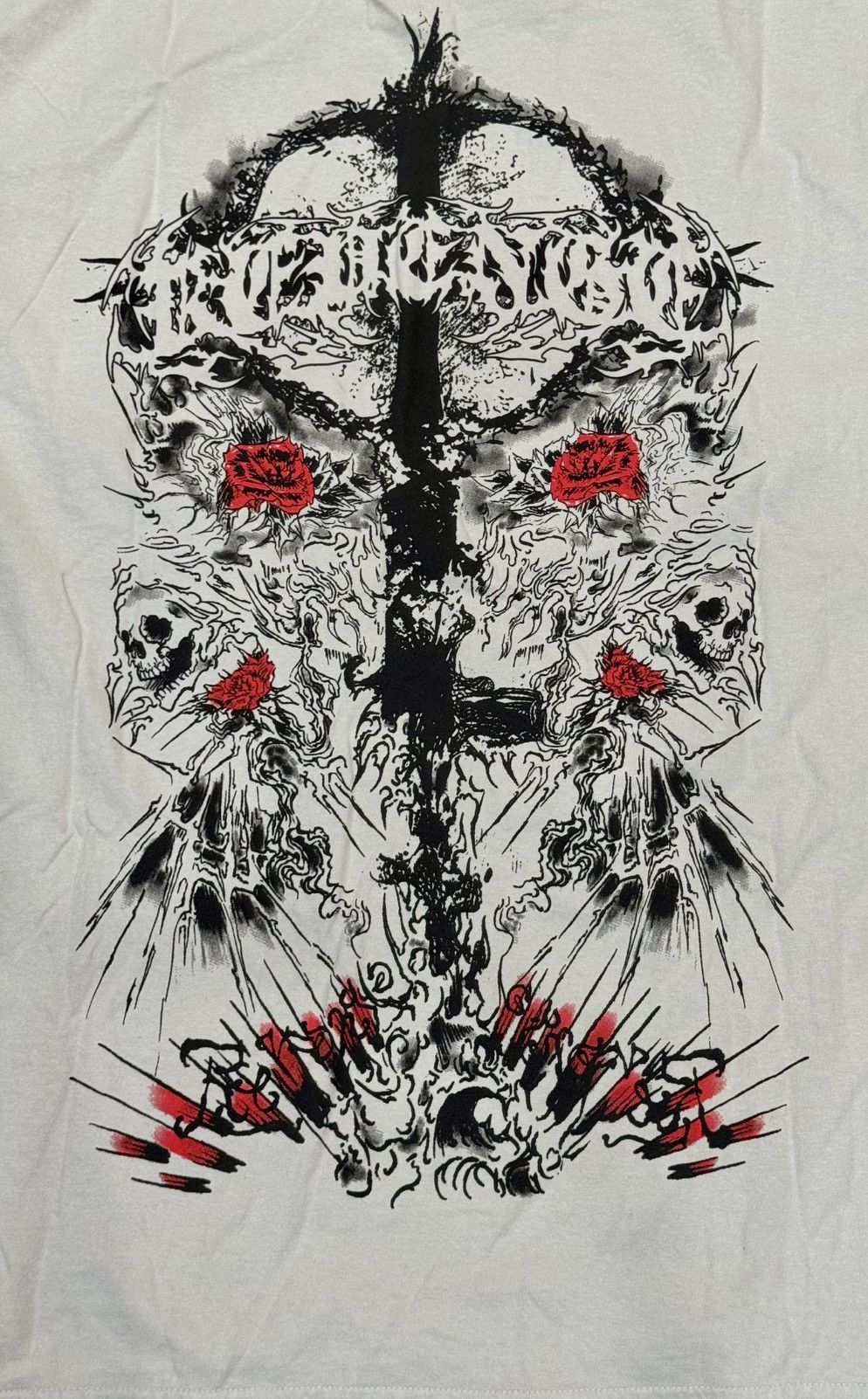 Revenge 'Cross And Thorn' Tee Cement Medium