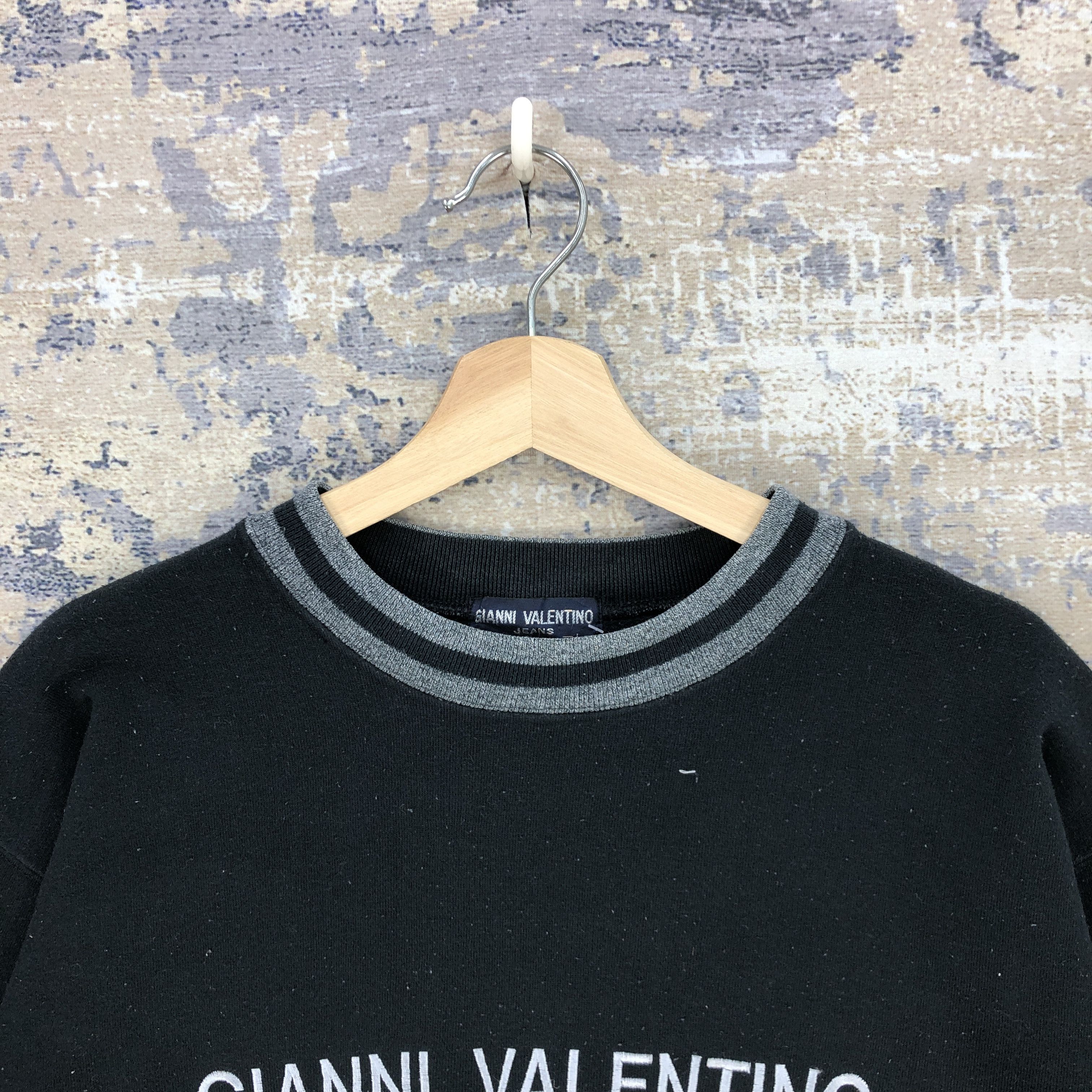 Valentino Vintage Gianni Valentino Sweater Valentino Sweatshirt Size US M / EU 48-50 / 2 - 4 Thumbnail