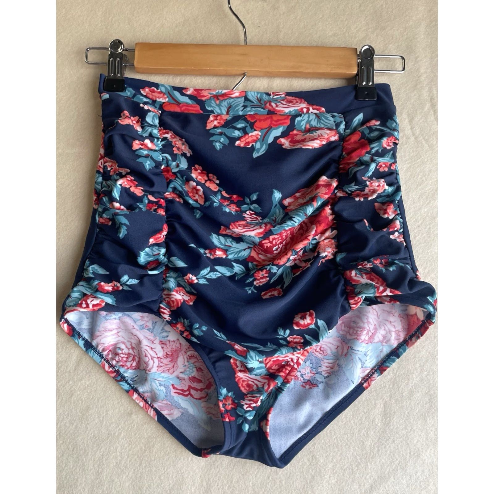 Pinko Cocoship Bottom Swimwear High-Waisted Floral Multicolor Medium M Women Red Pink Blue Pattern Size 32" / US 10 / IT 46 - 2 Thumbnail