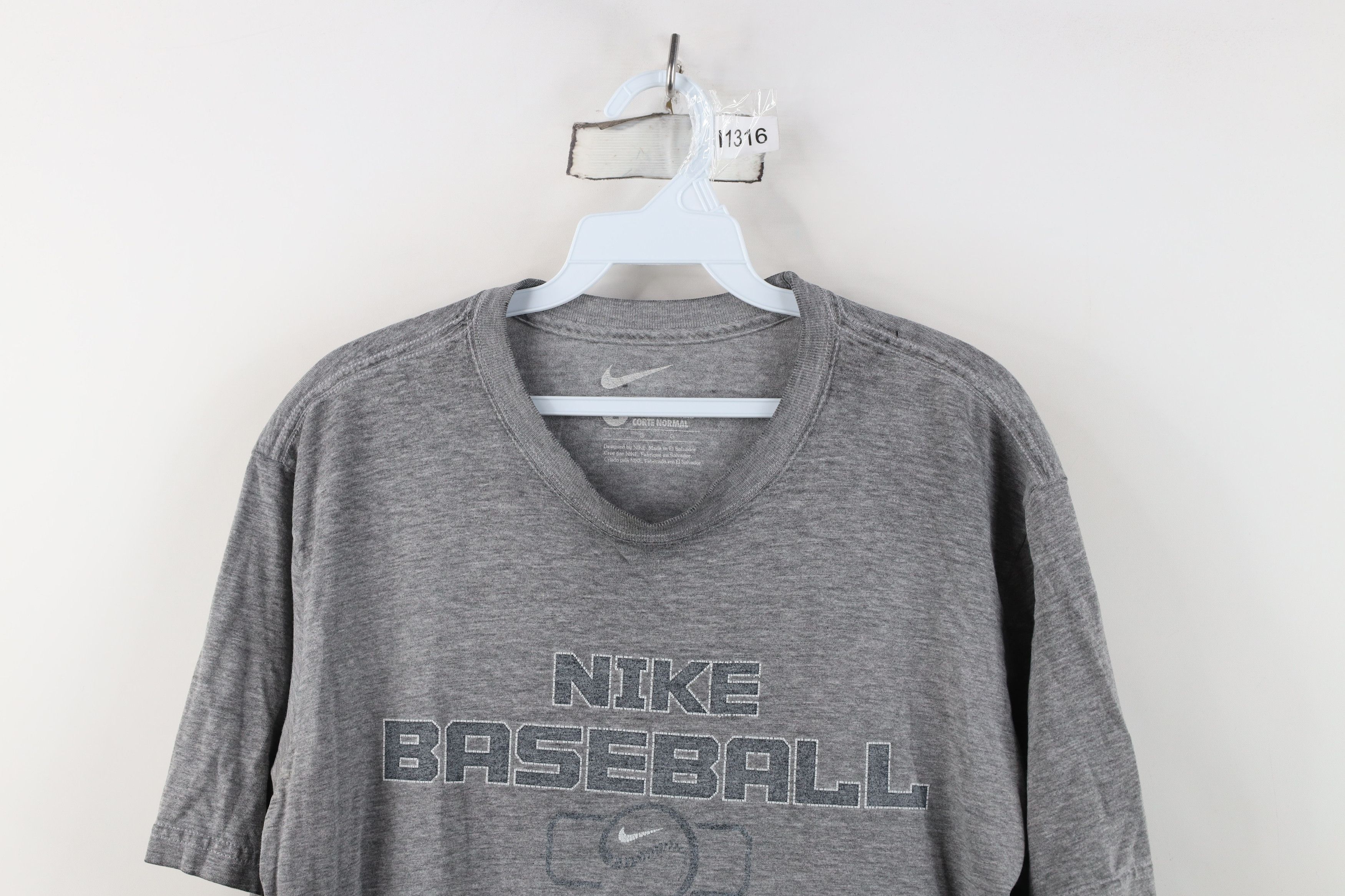 Nike Vintage Y2K Nike Baseball Scott Mini Center Swoosh T-Shirt Size US L / EU 52-54 / 3 - 2 Thumbnail