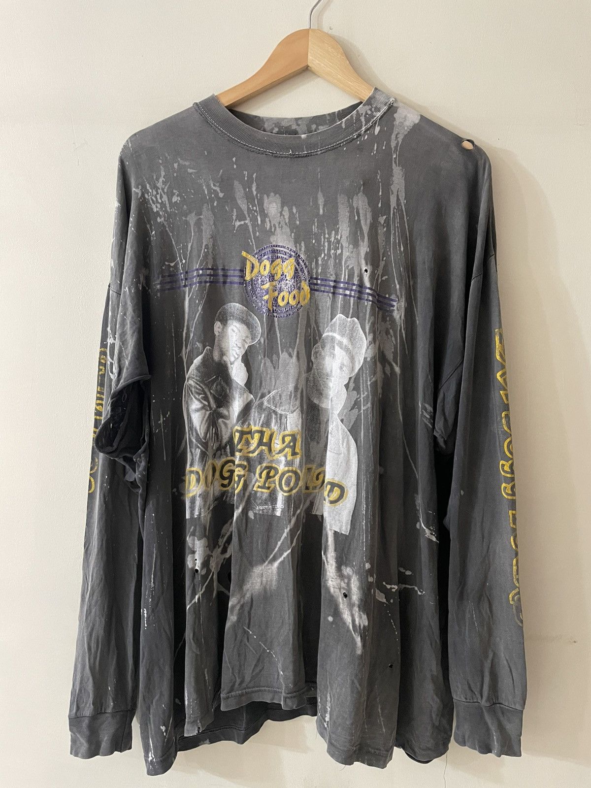 Vintage Rare Thrashed Vintage Tha Dogg Pound Long Sleeves Size US XL / EU 56 / 4 - 1 Thumbnail
