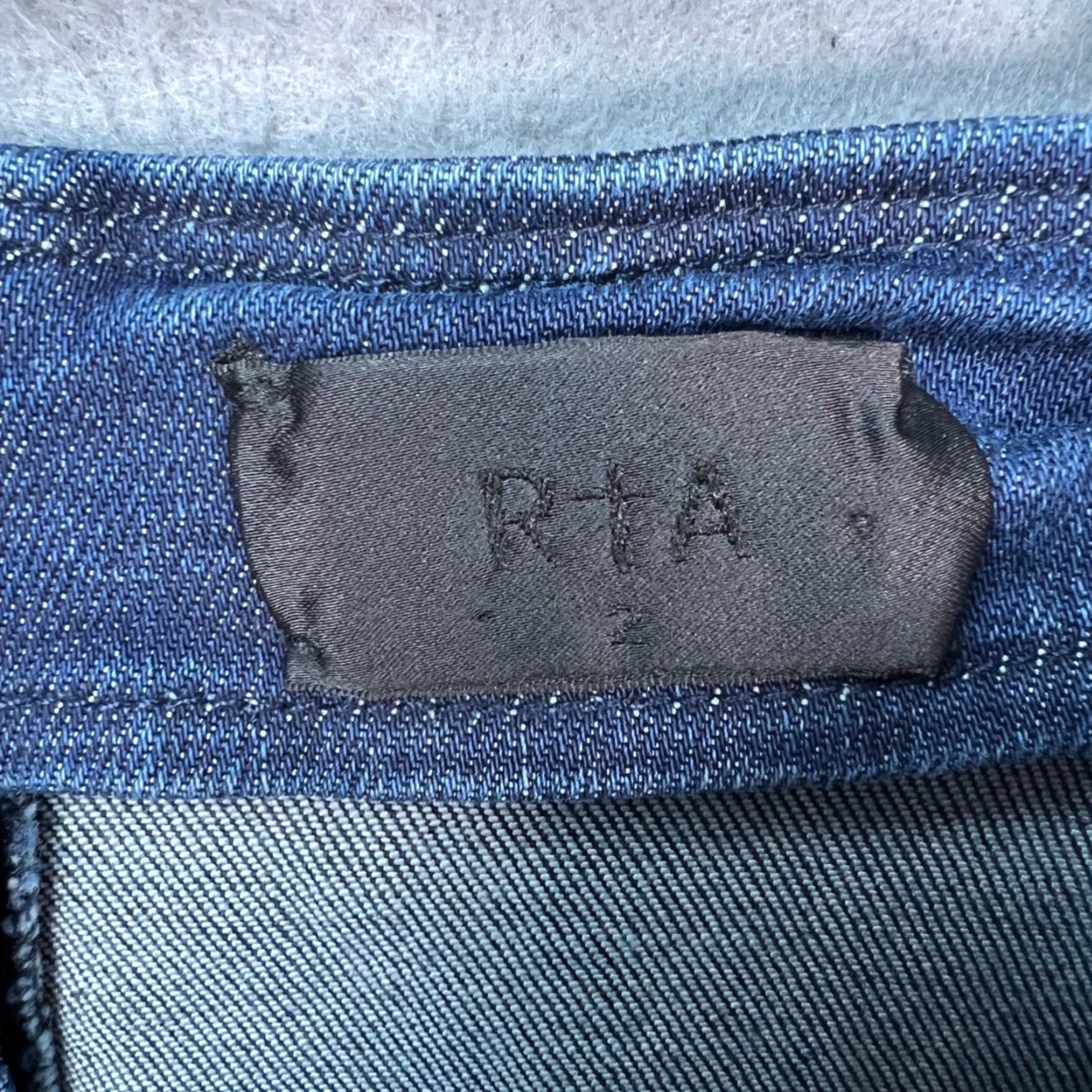 Rta RTA Womens Denim Pencil Skirt With Diagonal Zipper Blue Jean Mini Size 2 Size 26" / US 2 / IT 38 - 3 Thumbnail