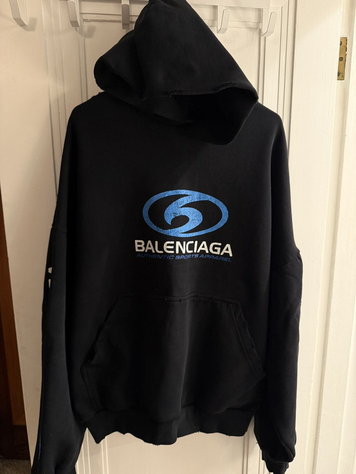 Balenciaga Balenciaga Surfer Logo Hoodie Size US L / EU 52-54 / 3 - 1 Thumbnail