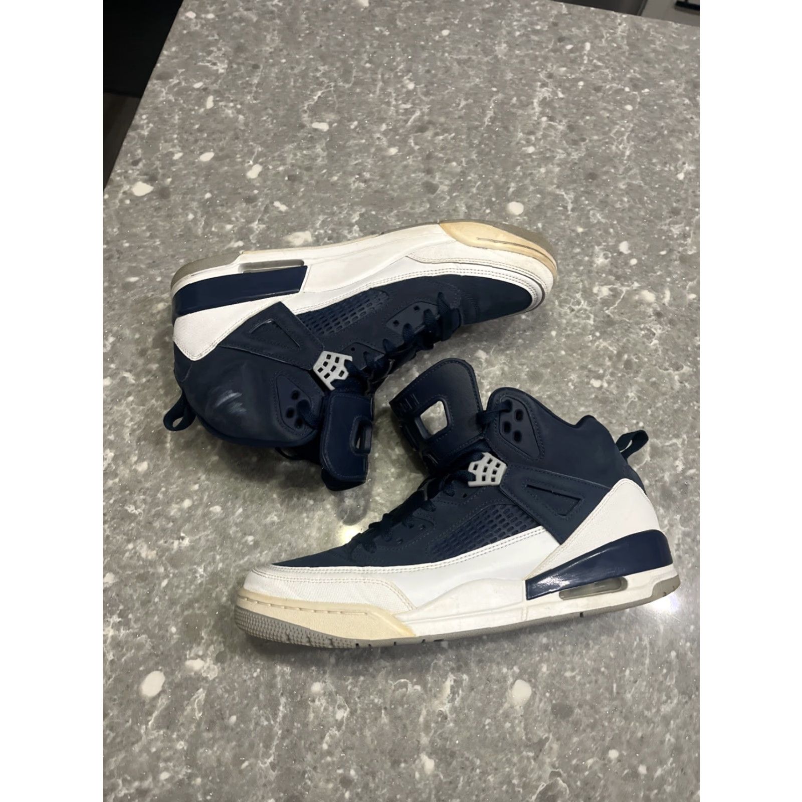 Jordan Brand VINTAGE Jordan Men Spizike 315371-406 Blue White Leather Synthetic Lace Up 12 Casual Mens Shoes Size US 11 / EU 44 - 4 Thumbnail