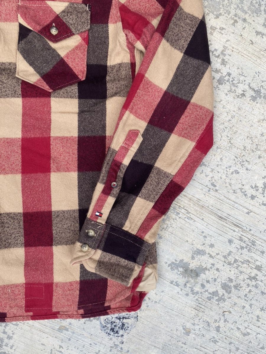 Flannel × Tommy Hilfiger Tommy Hilfiger Custom Fit Flannel Size US M / EU 48-50 / 2 - 5 Thumbnail