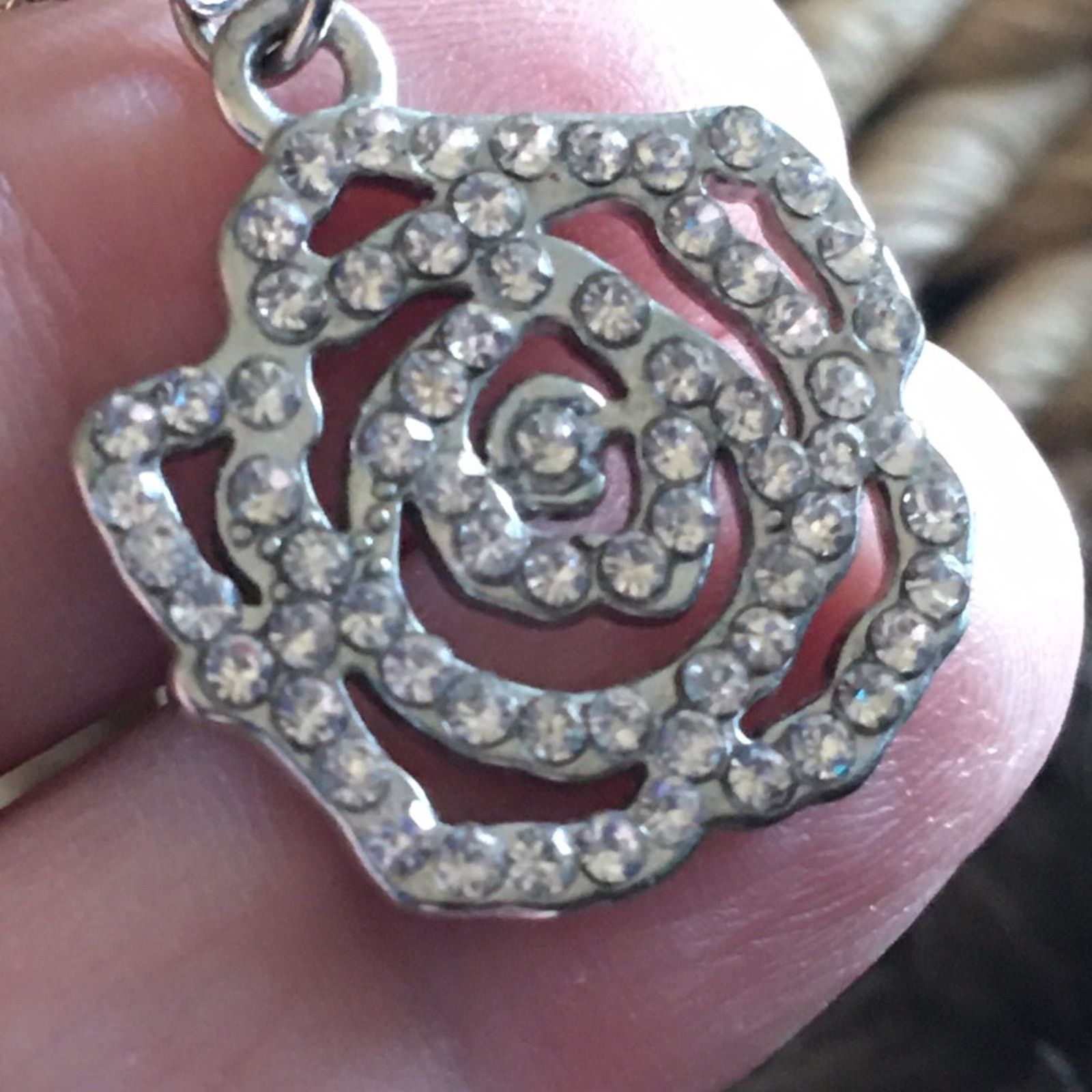 Jewelry Clear rhinestone rose pendant on chain necklace Size ONE SIZE - 7 Thumbnail